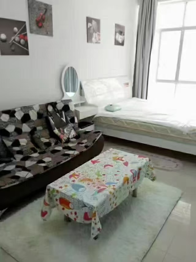 五洲富隆中心 1室1厅1卫 1000.0元/月 五洲富隆中心 1室1厅1卫 1000.0元/月室内图