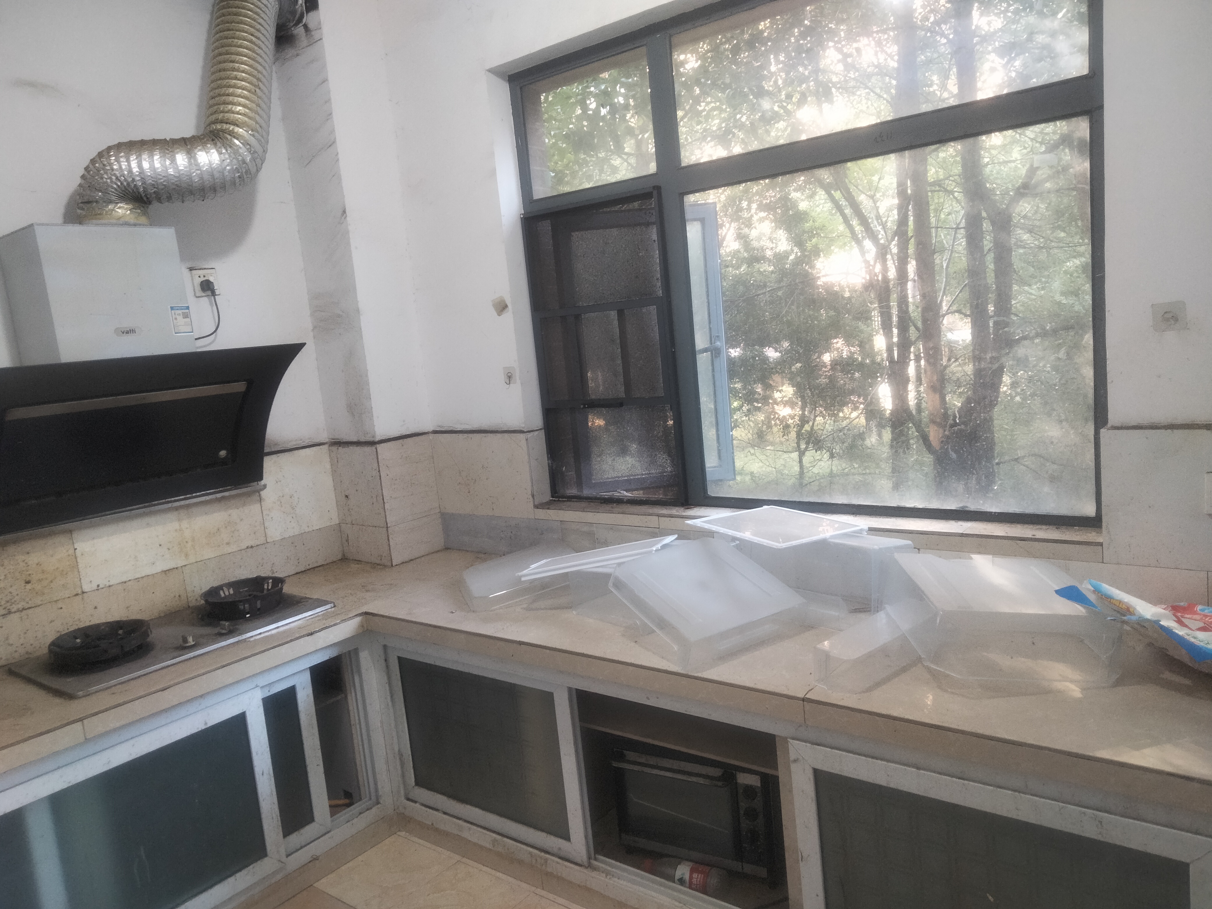 和美星城 5室2厅2卫 2200.0元/月 和美星城 5室2厅2卫 2200.0元/月室内图