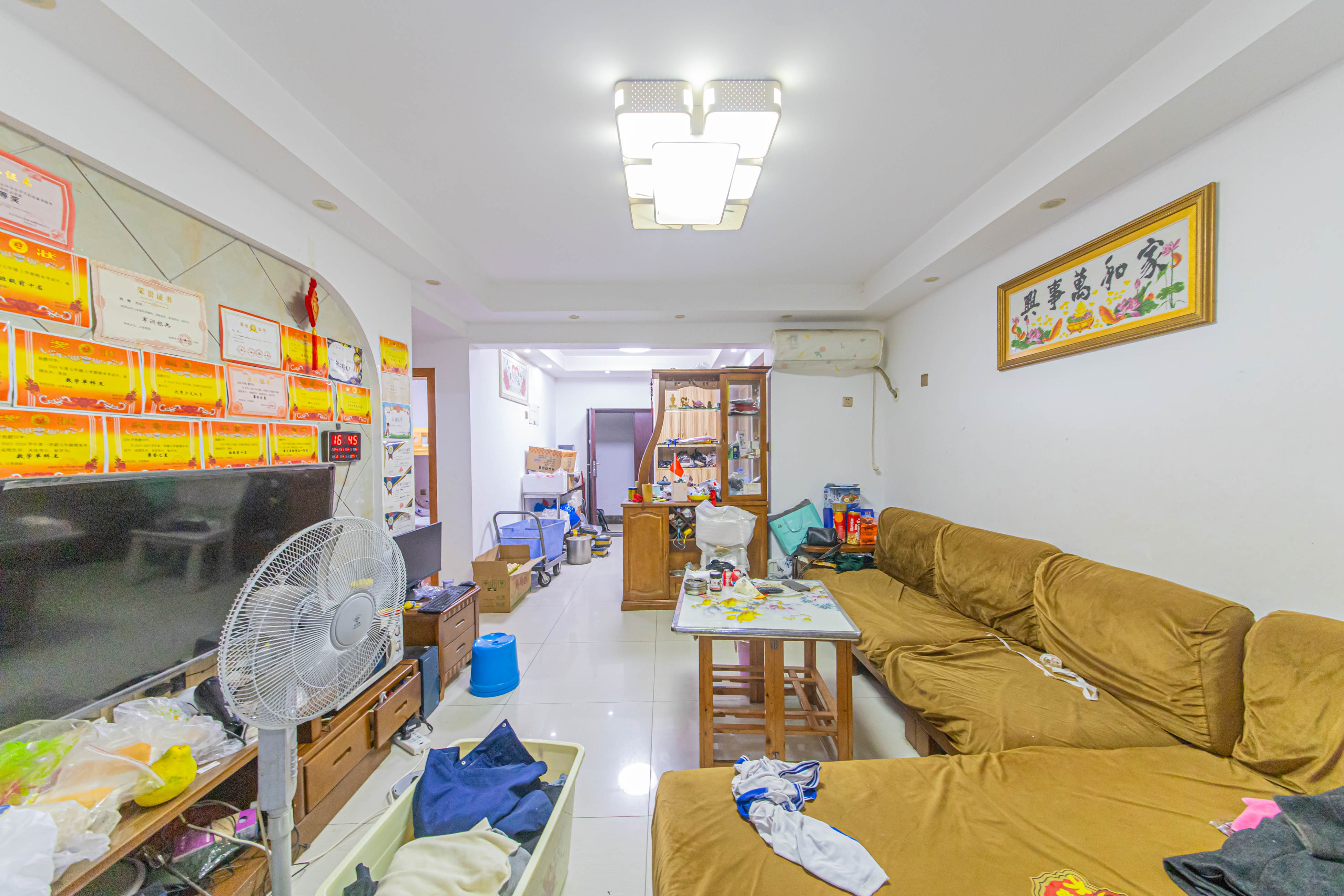 长城水郡  3室2厅1卫    70.0万 长城水郡  3室2厅1卫    70.0万