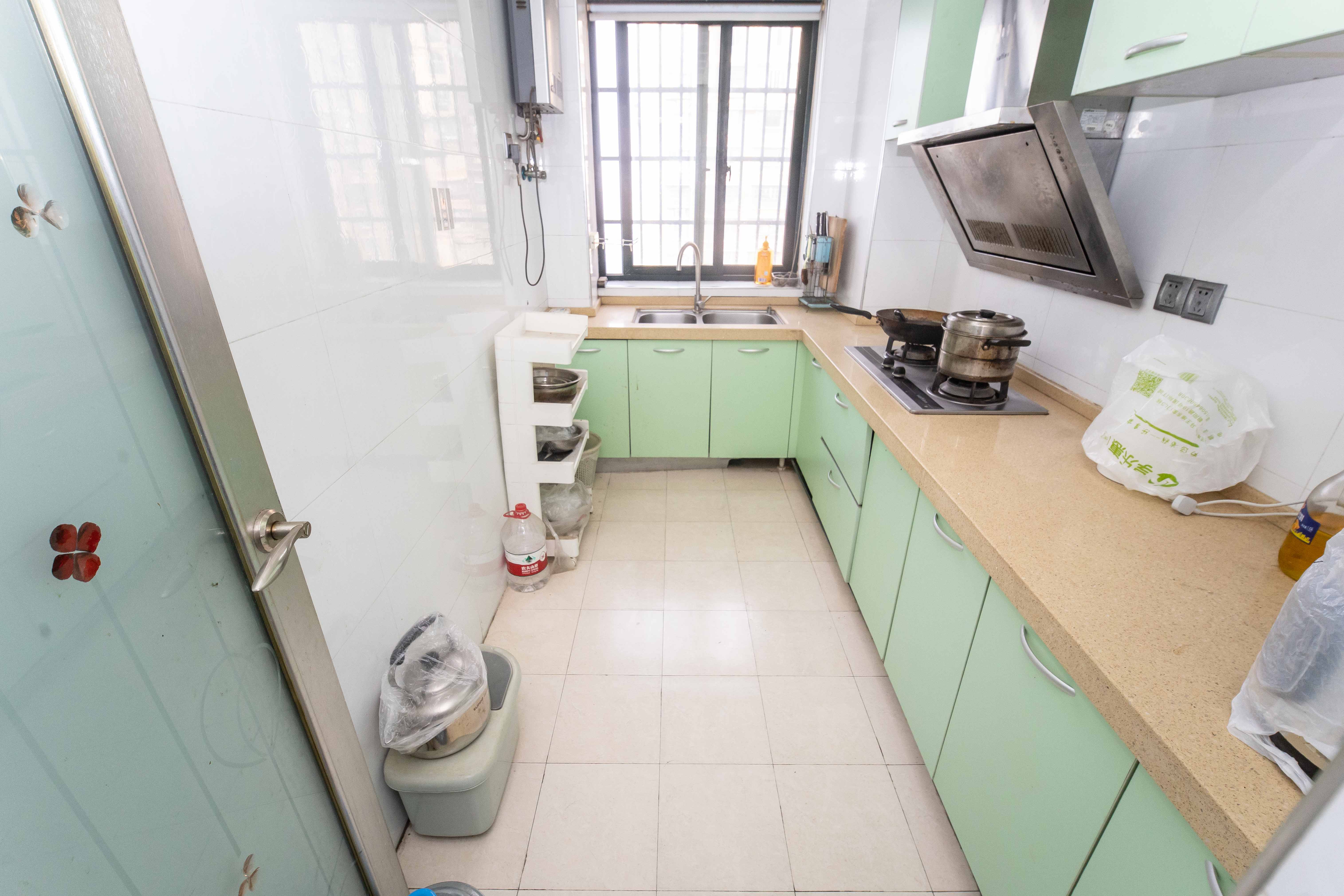 东玺门 2室2厅1卫 67.0万 东玺门 2室2厅1卫 67.0万厨房