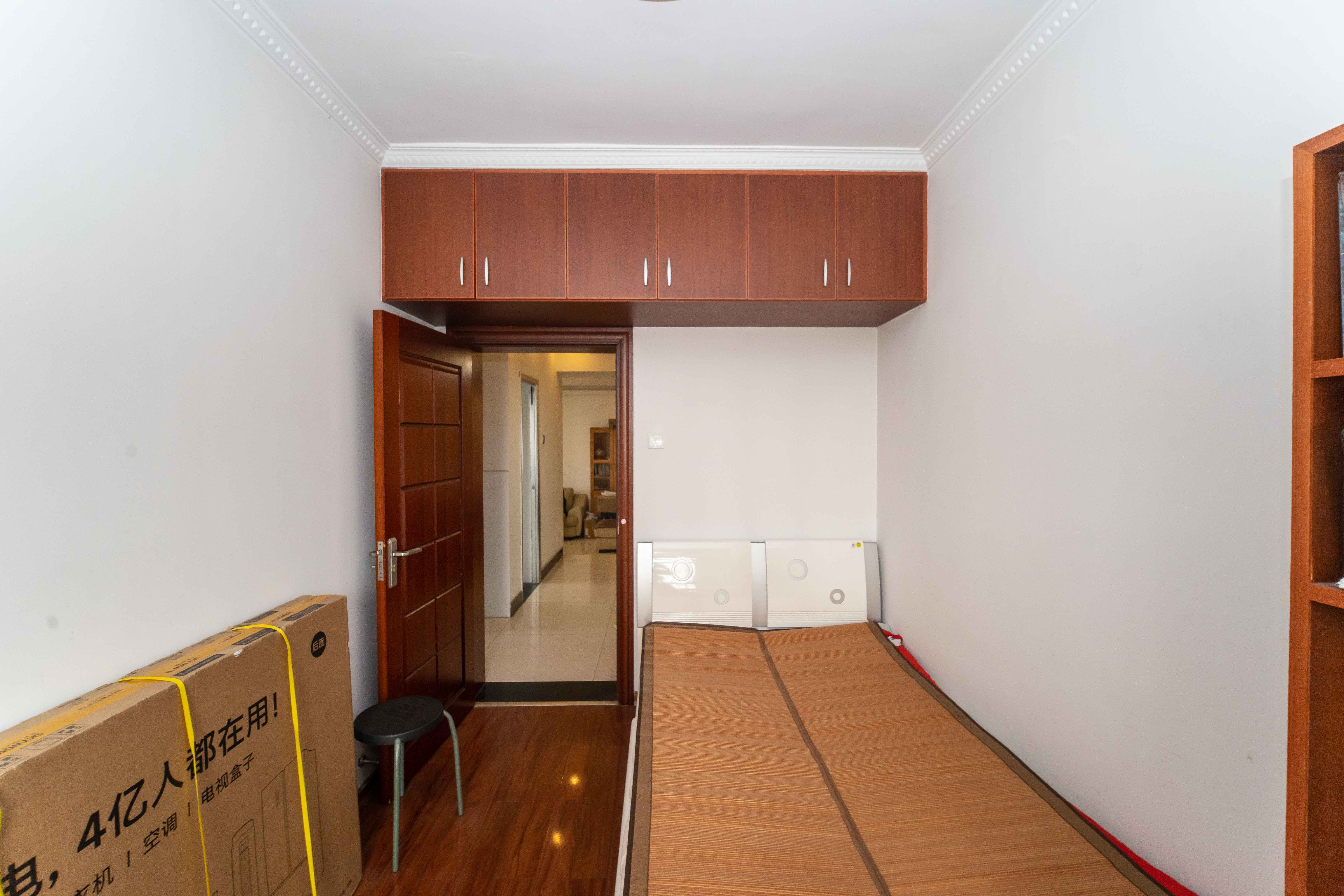 东玺门 2室2厅1卫 67.0万 东玺门 2室2厅1卫 67.0万卧室