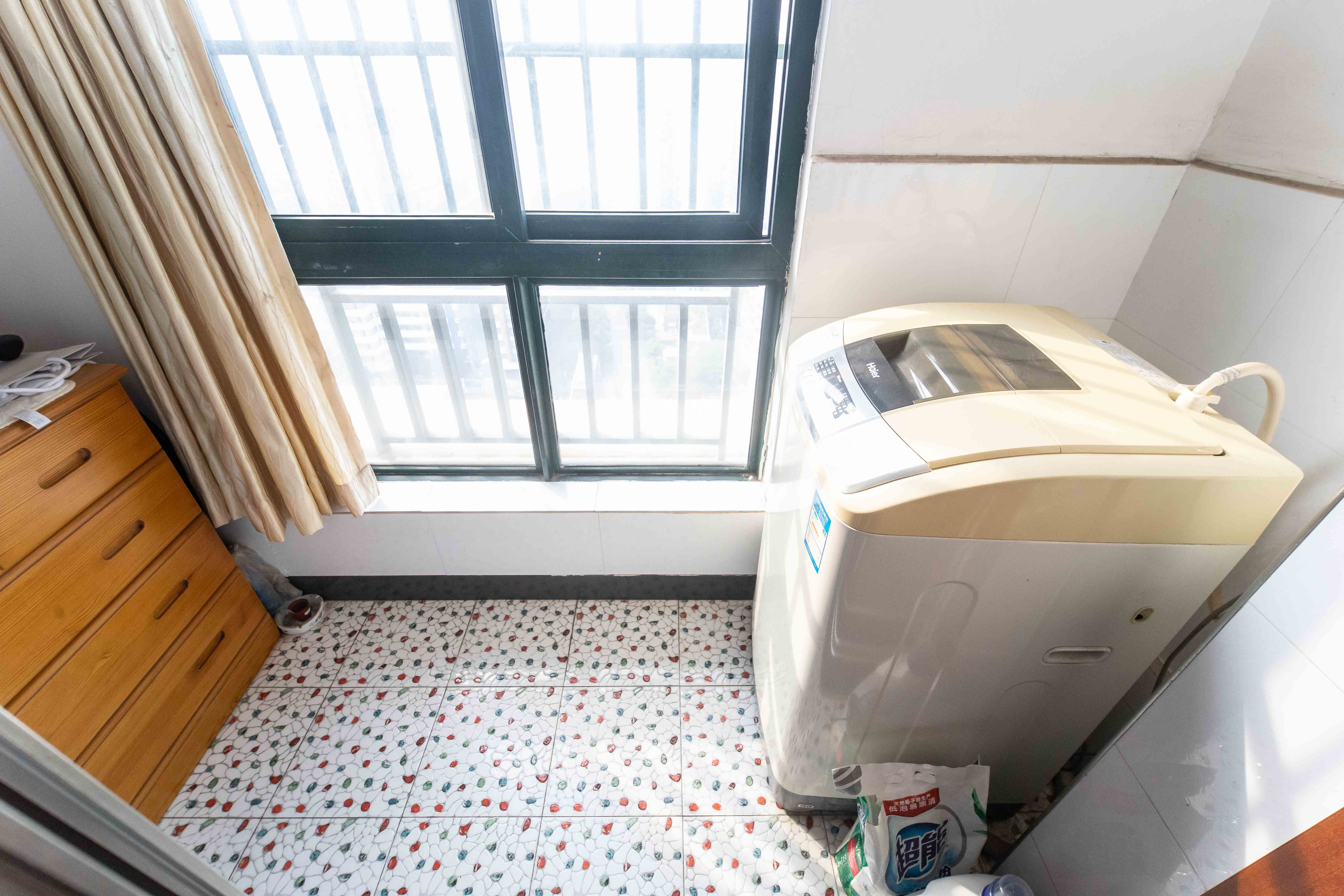 东玺门 2室2厅1卫 67.0万 东玺门 2室2厅1卫 67.0万阳台