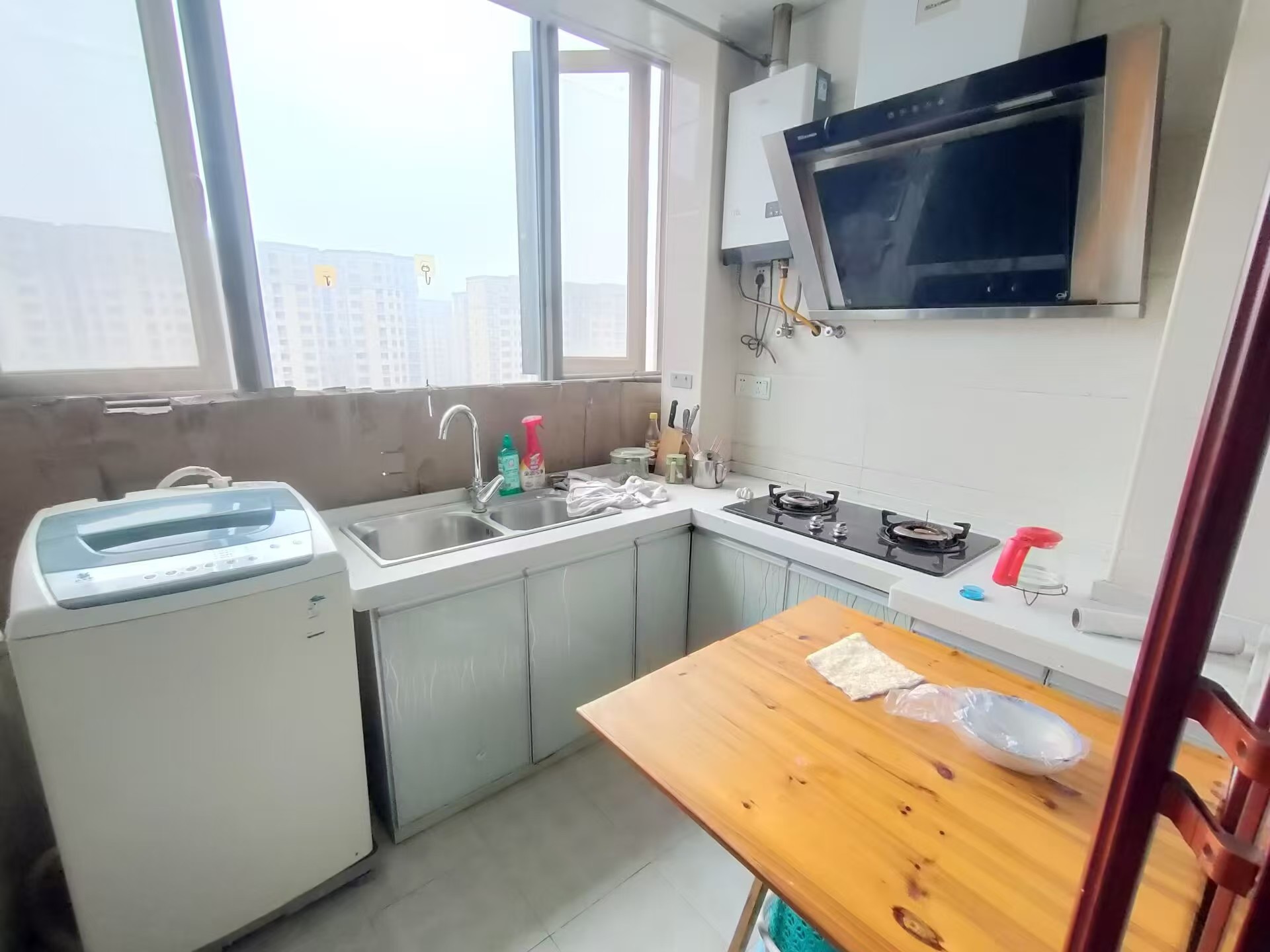 怡海星城  1室1厅1卫   900.00元/月室内图