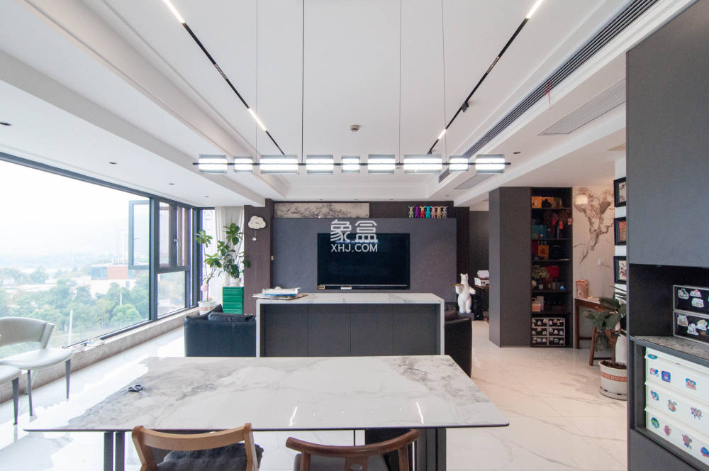 卓越浅水湾  4室2厅3卫    388.0万