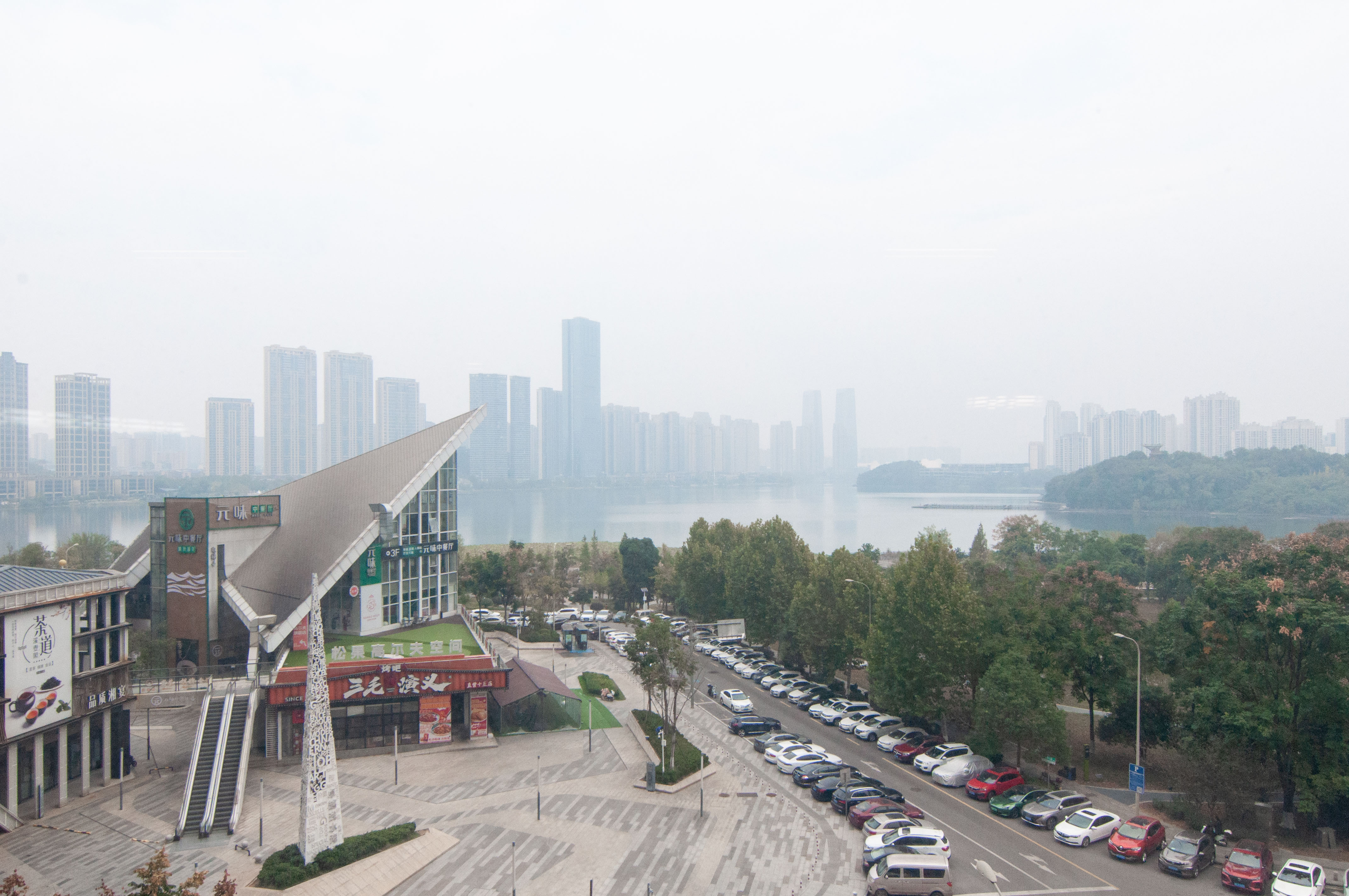 卓越浅水湾 4室2厅3卫 388.0万 卓越浅水湾 4室2厅3卫 388.0万其他