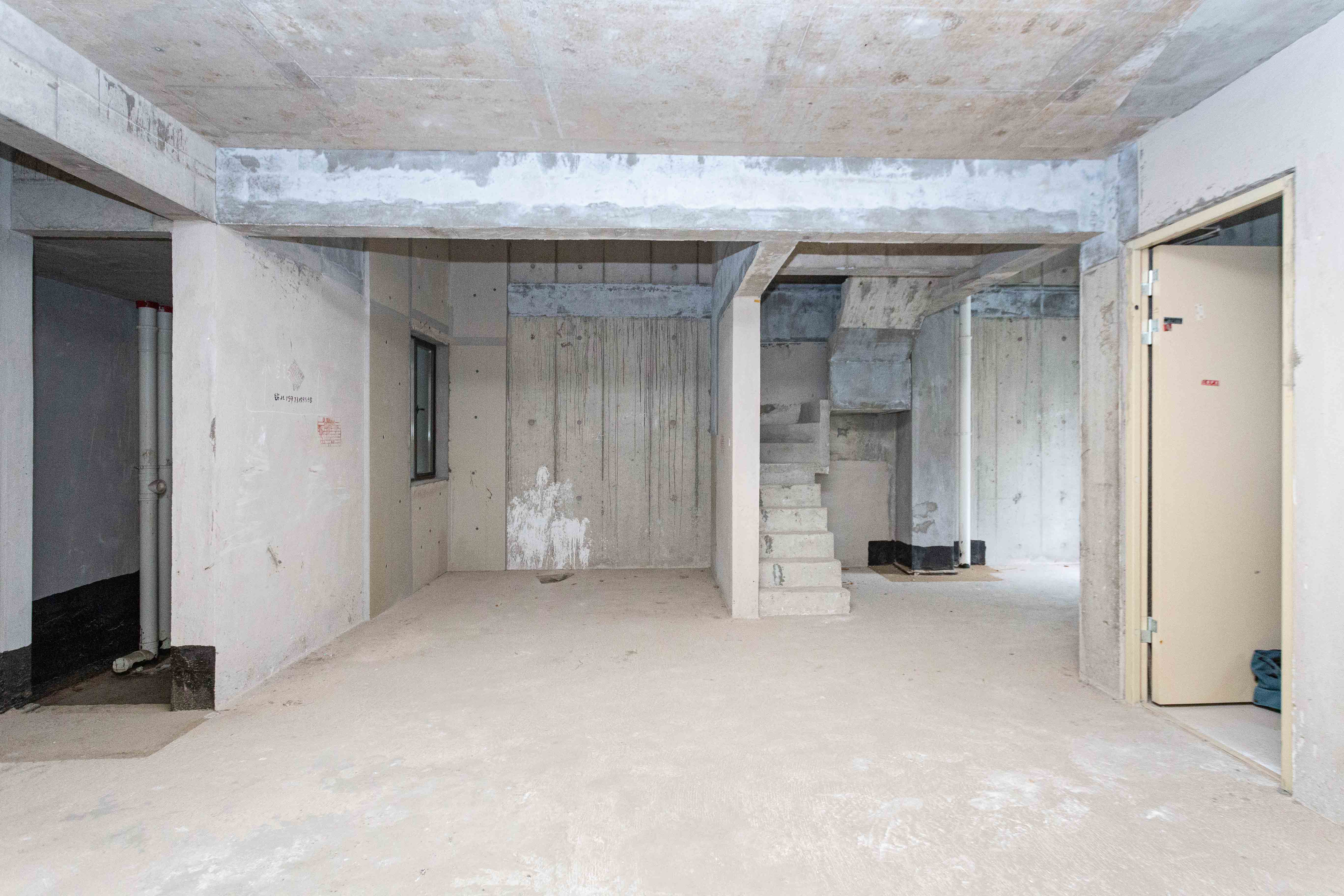 润和湘江天地AB区 4室2厅2卫 112.0万 润和湘江天地AB区 4室2厅2卫 112.0万客厅