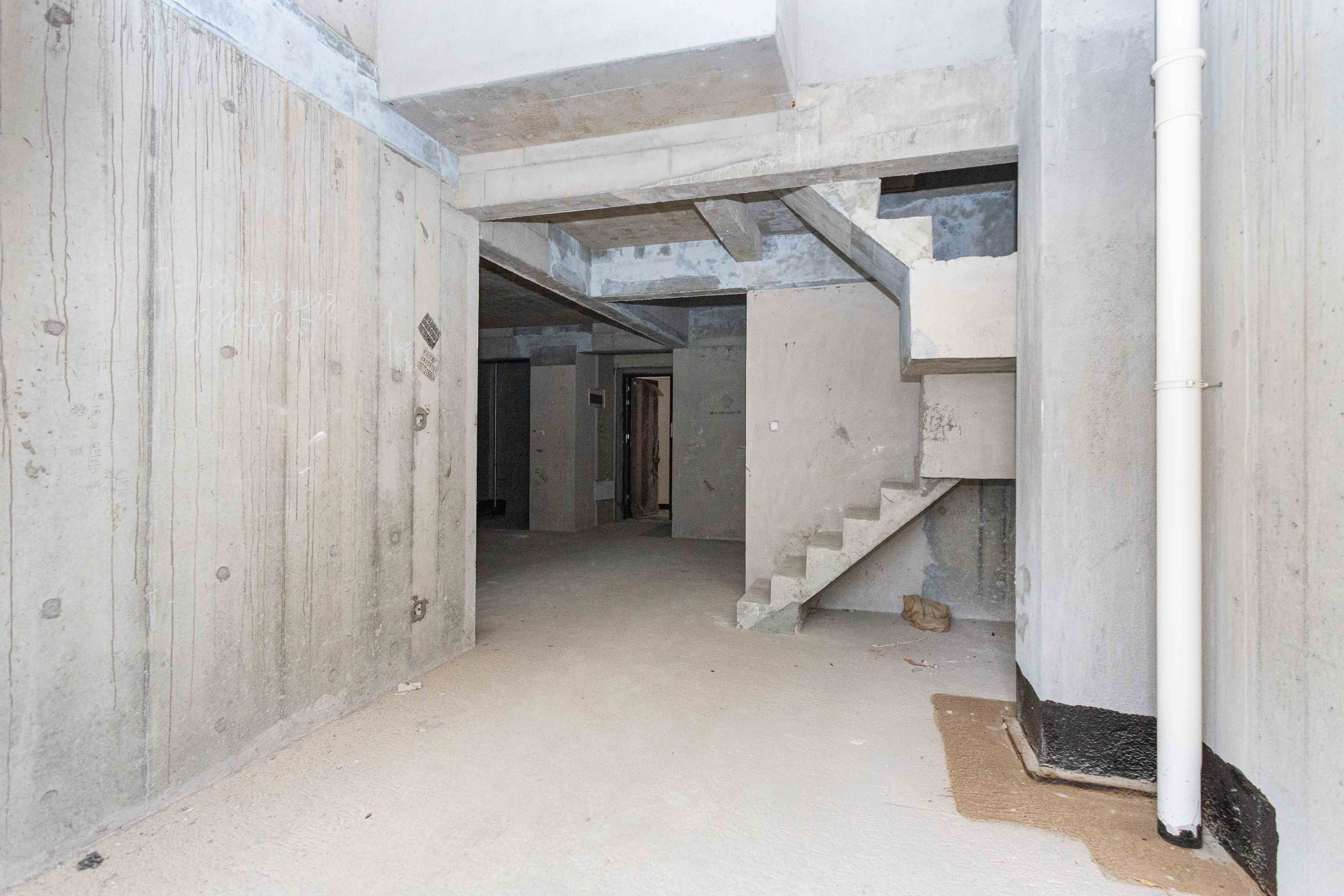 润和湘江天地AB区 4室2厅2卫 112.0万 润和湘江天地AB区 4室2厅2卫 112.0万卧室