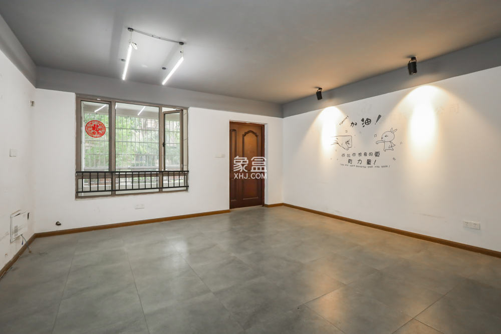 世茂铂翠湾二期  4室2厅2卫    195.0万