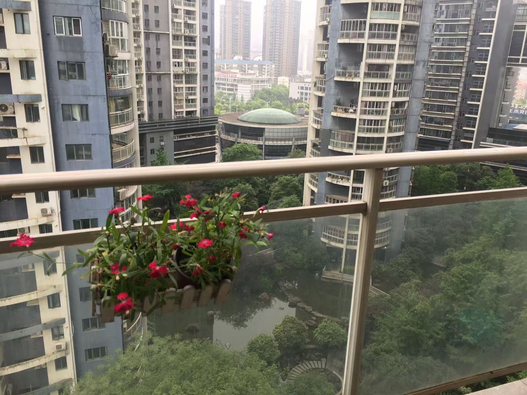 美林银谷 4室2厅3卫 3700.0元/月 美林银谷 4室2厅3卫 3700.0元/月室内图