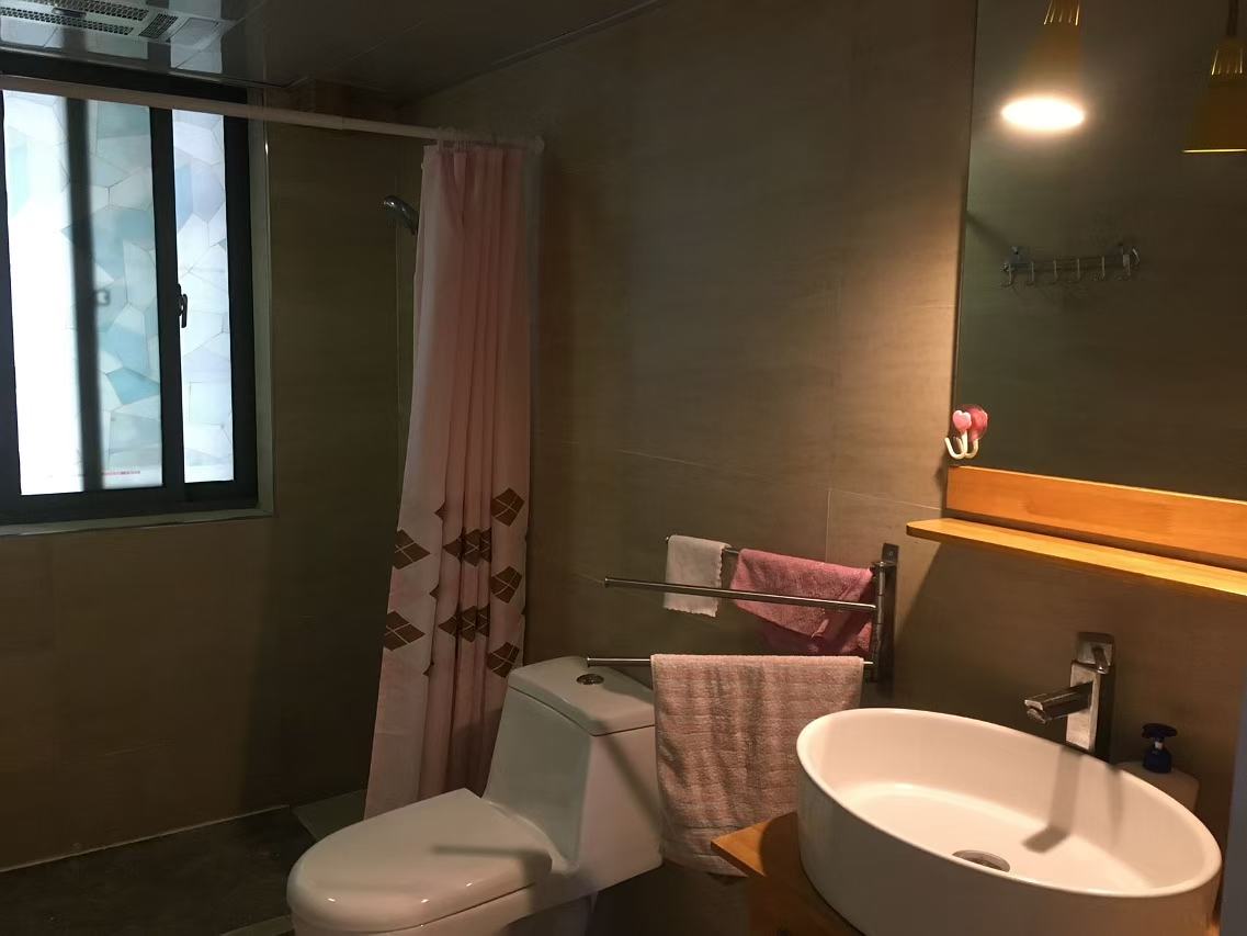 美林银谷 4室2厅3卫 3700.0元/月 美林银谷 4室2厅3卫 3700.0元/月室内图