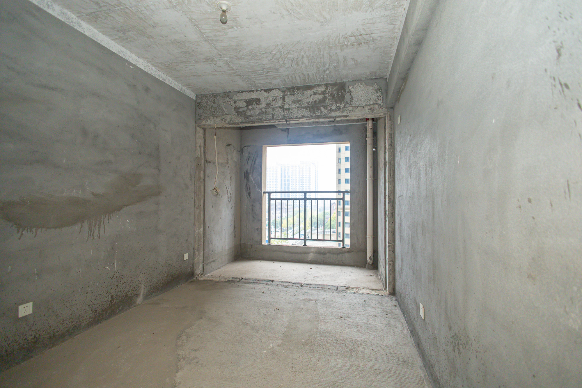 星湖湾二期高层  4室2厅2卫    99.0万卧室