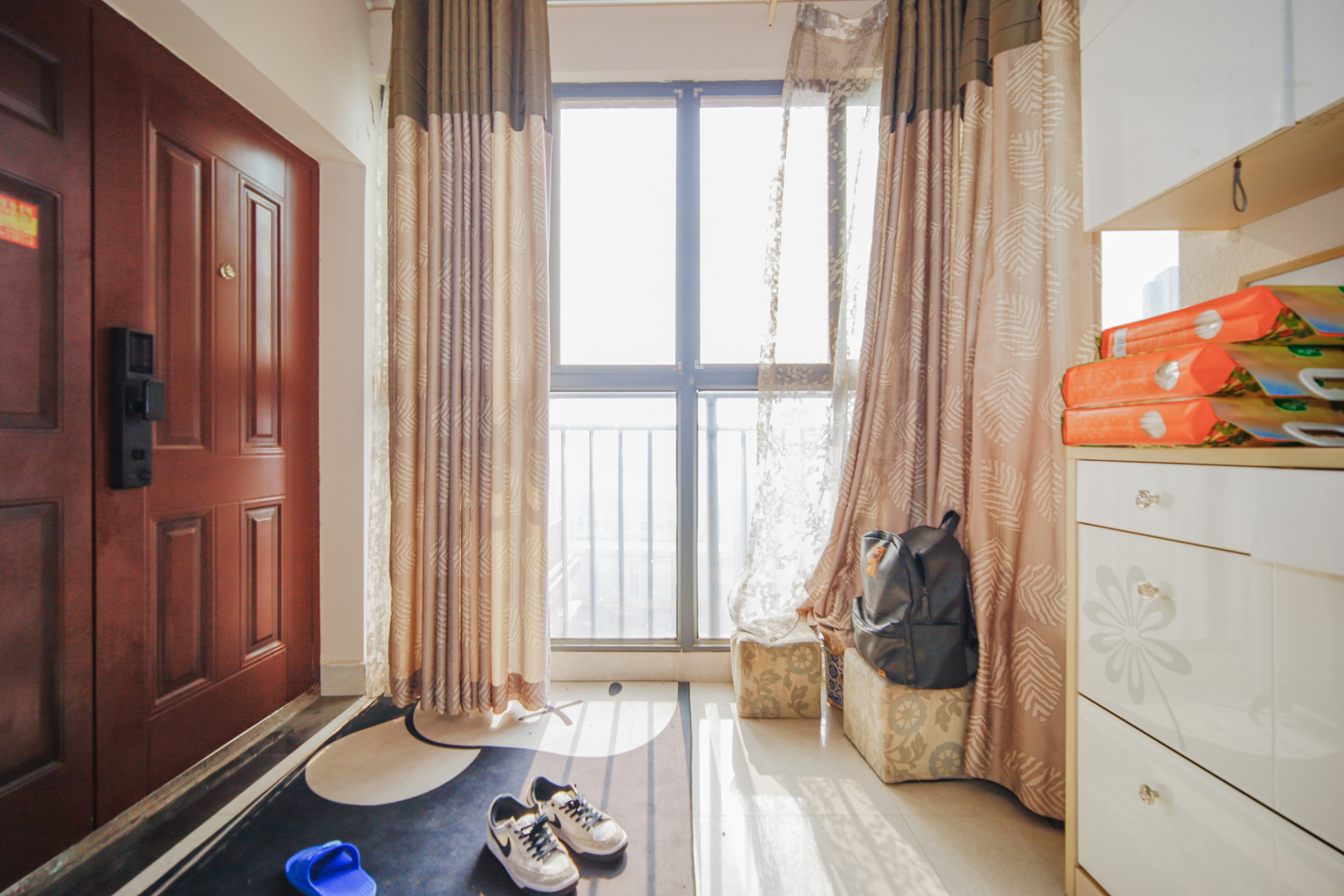 金领家族 2室2厅1卫 67.0万 金领家族 2室2厅1卫 67.0万阳台