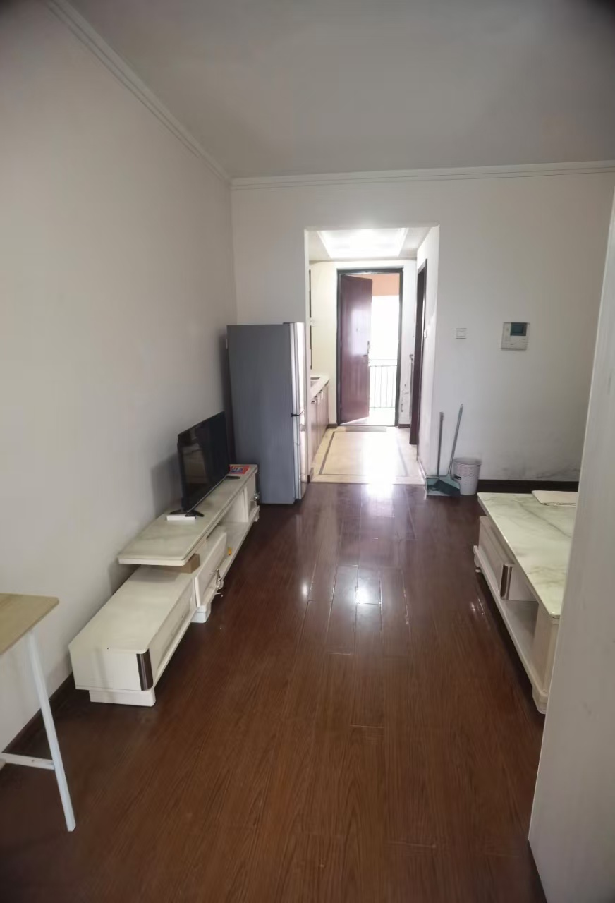 佳兆业水岸新都 1室1厅1卫 1000.0元/月 佳兆业水岸新都 1室1厅1卫 1000.0元/月室内图