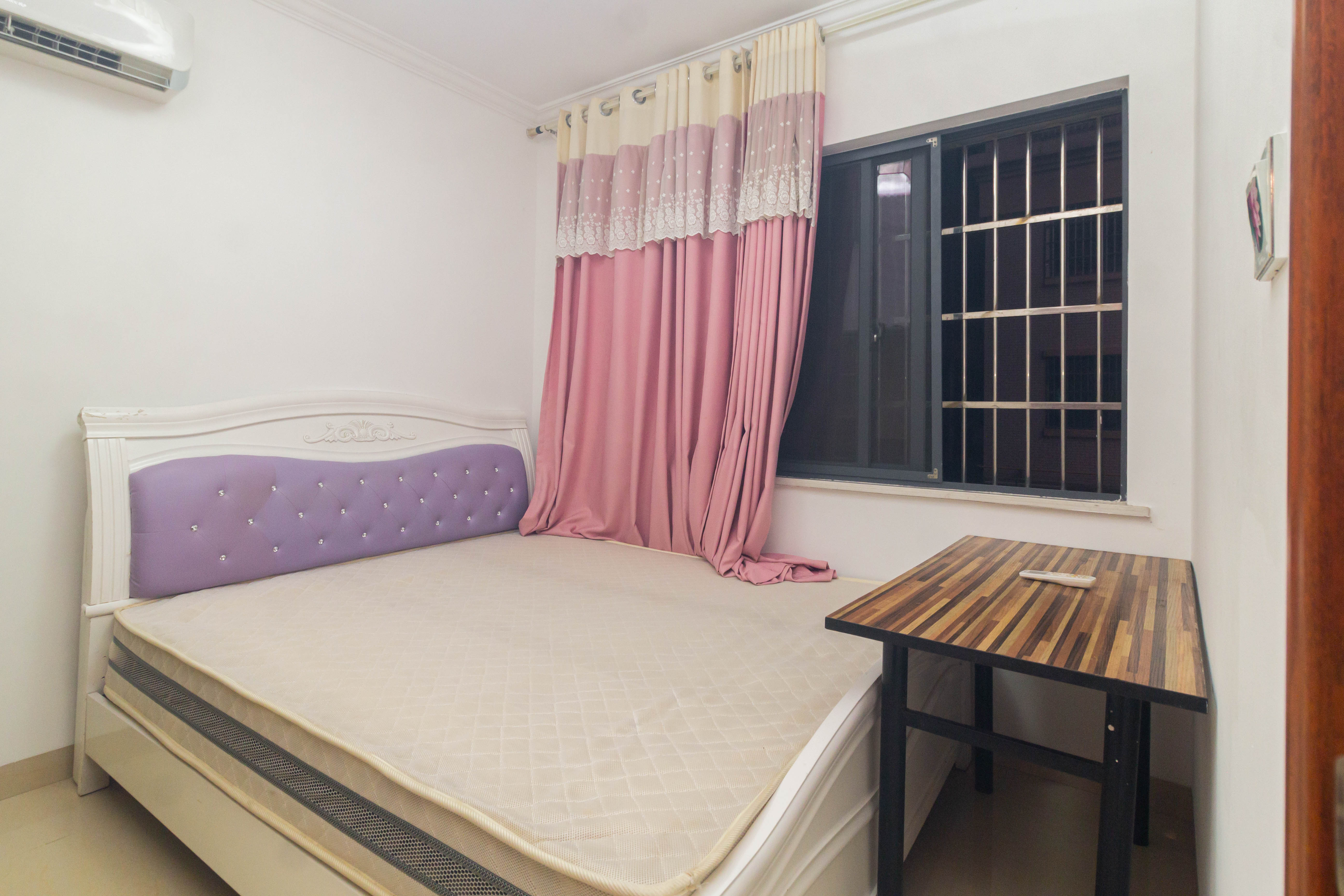 佳美紫郡 3室2厅1卫 68.0万 佳美紫郡 3室2厅1卫 68.0万卧室