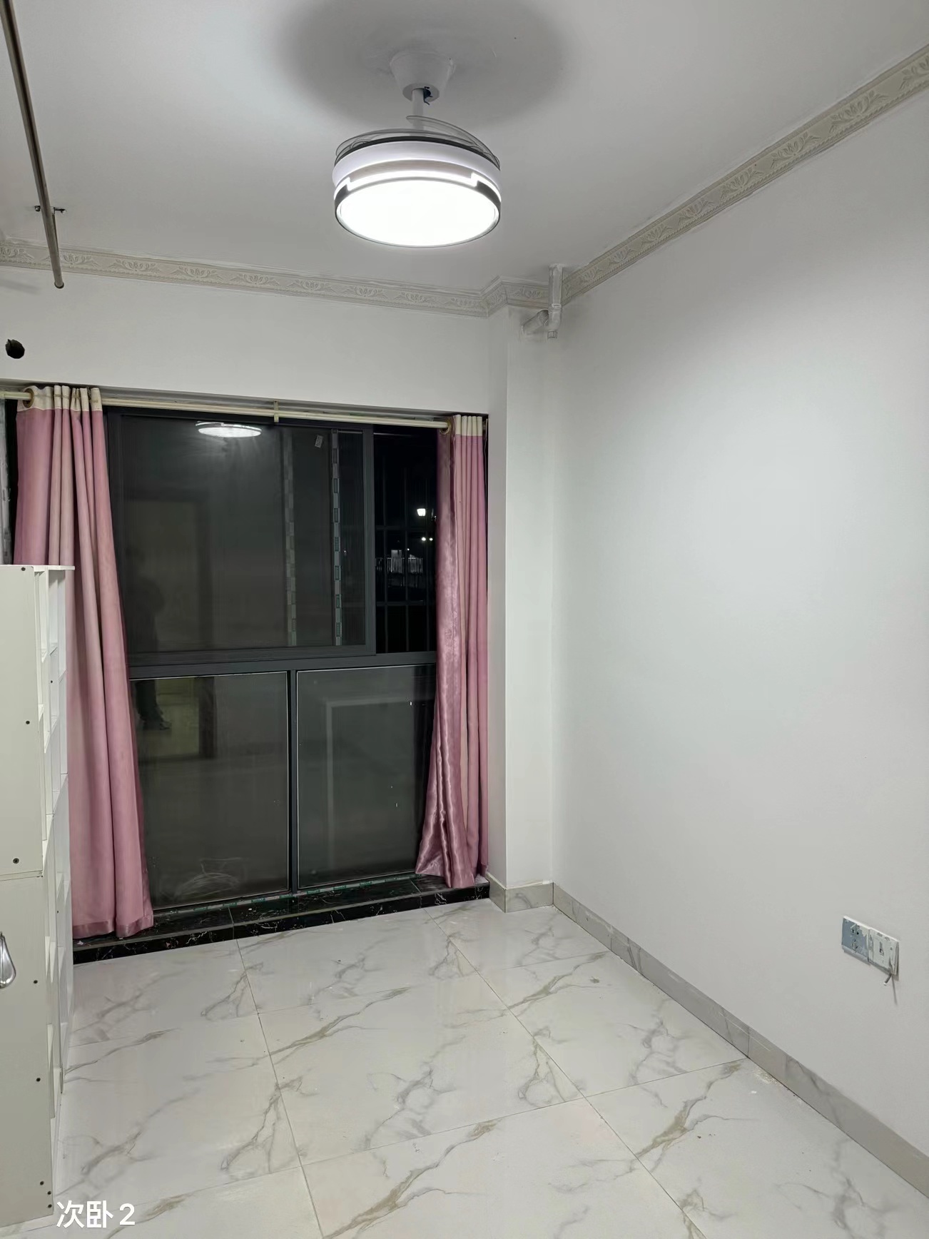 卢浮原著 3室2厅1卫 1800.0元/月 卢浮原著 3室2厅1卫 1800.0元/月室内图