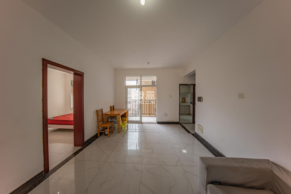 金鼎公园尚 3室2厅1卫 1800.0元/月 金鼎公园尚 3室2厅1卫 1800.0元/月室内图