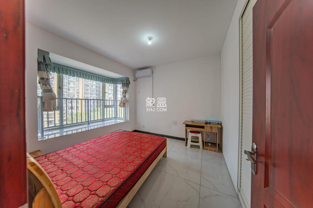 金鼎公园尚 3室2厅1卫 1800.0元/月 金鼎公园尚 3室2厅1卫 1800.0元/月室内图