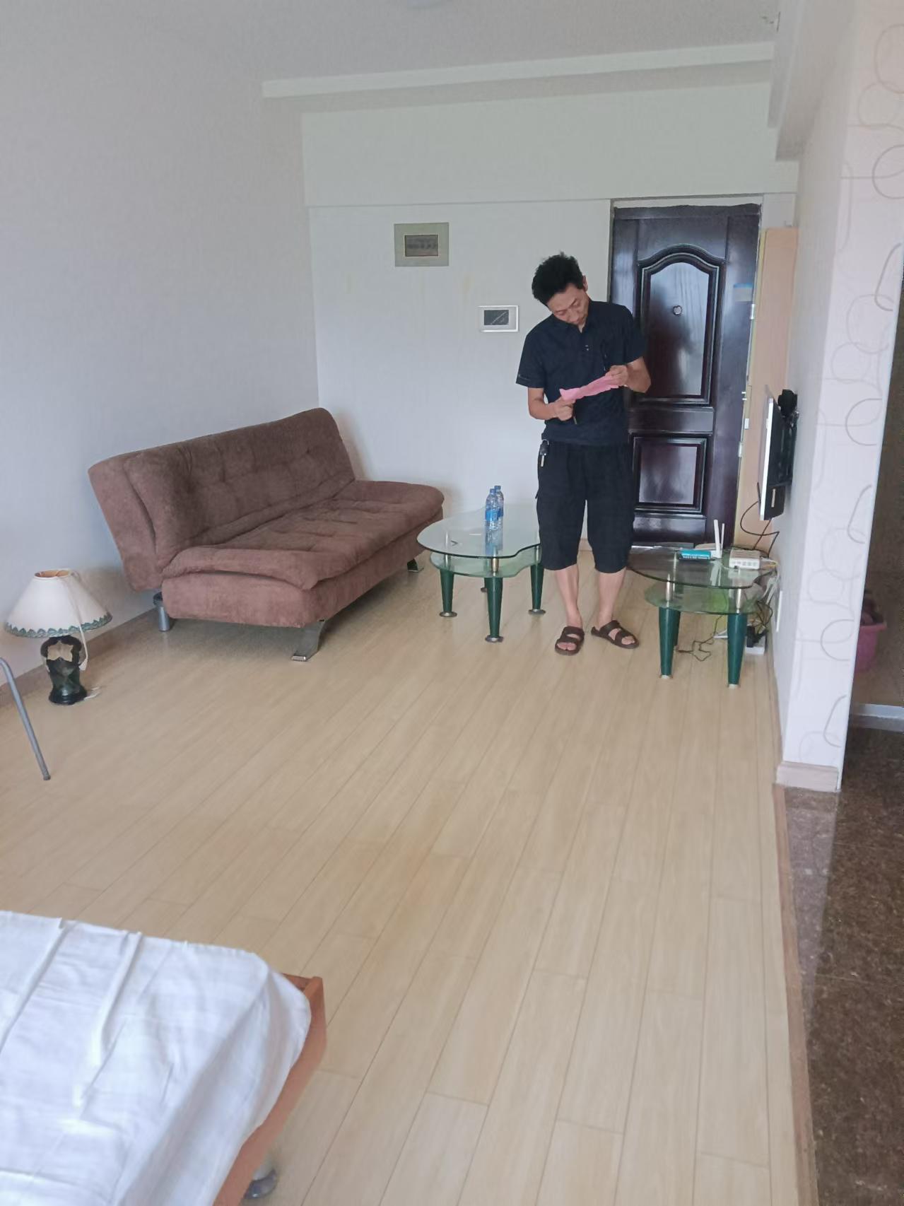 中信文化广场（中信新城二期）  1室1厅1卫    1050.0元/月室内图