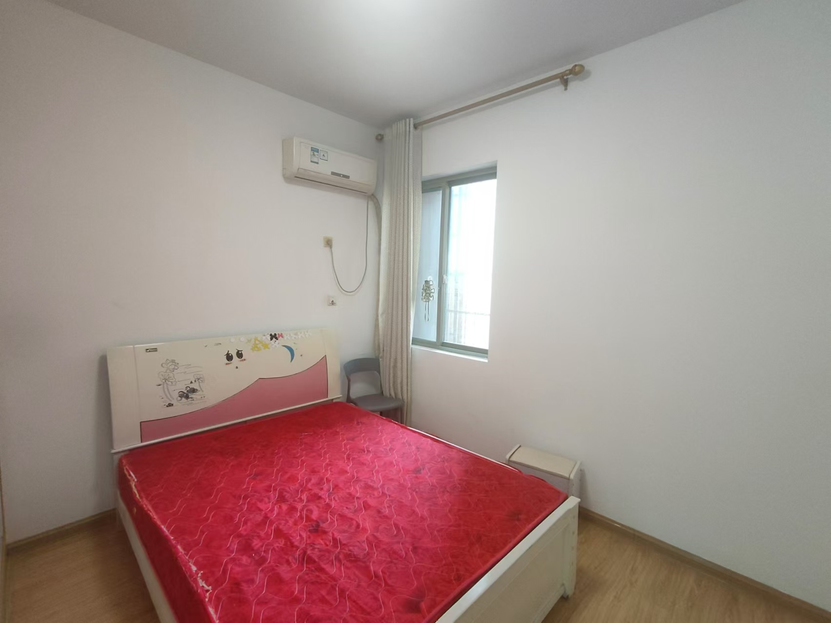 阳光爱琴海 3室2厅1卫 1500.0元/月 阳光爱琴海 3室2厅1卫 1500.0元/月室内图