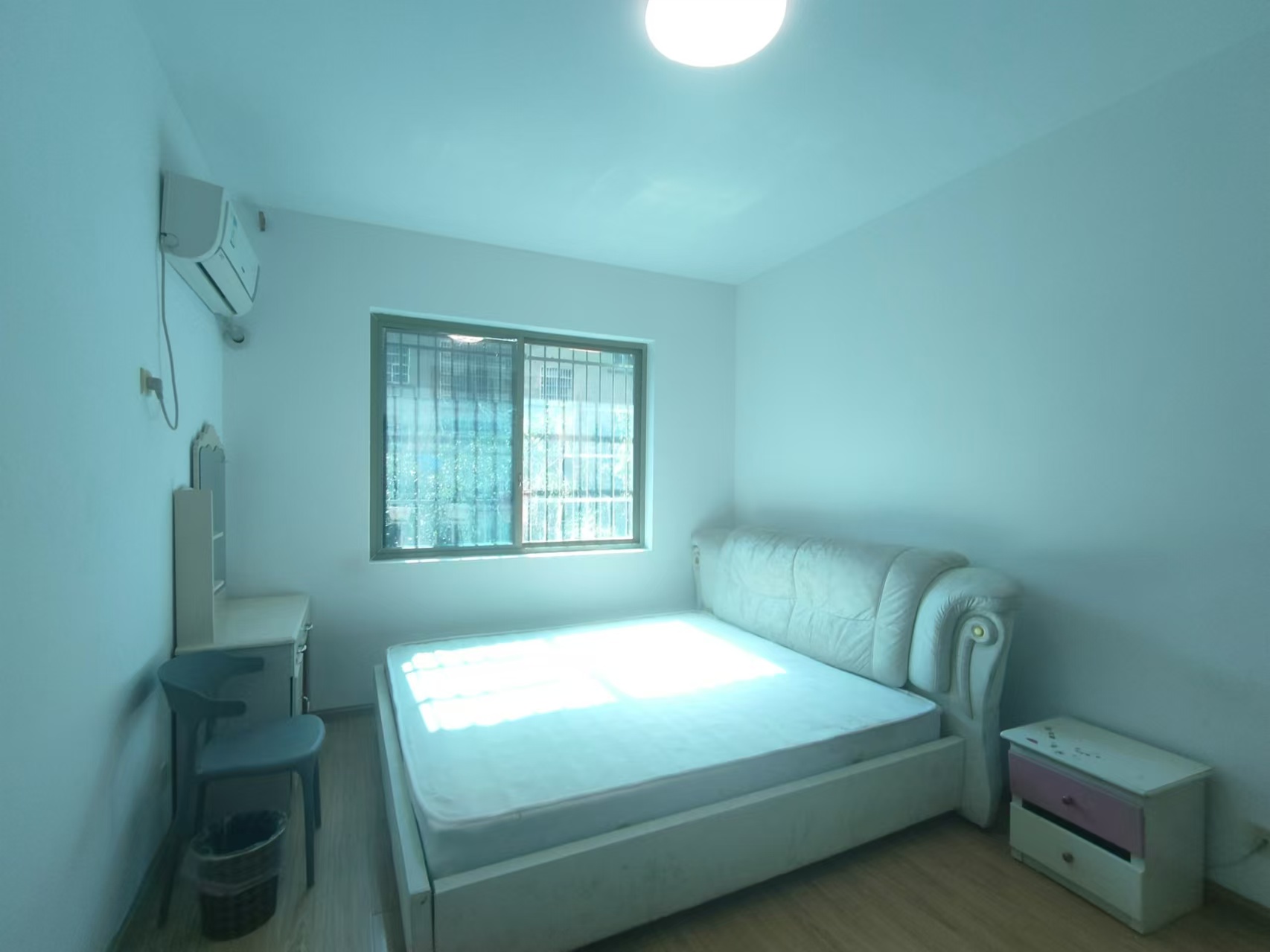 阳光爱琴海 3室2厅1卫 1500.0元/月 阳光爱琴海 3室2厅1卫 1500.0元/月室内图