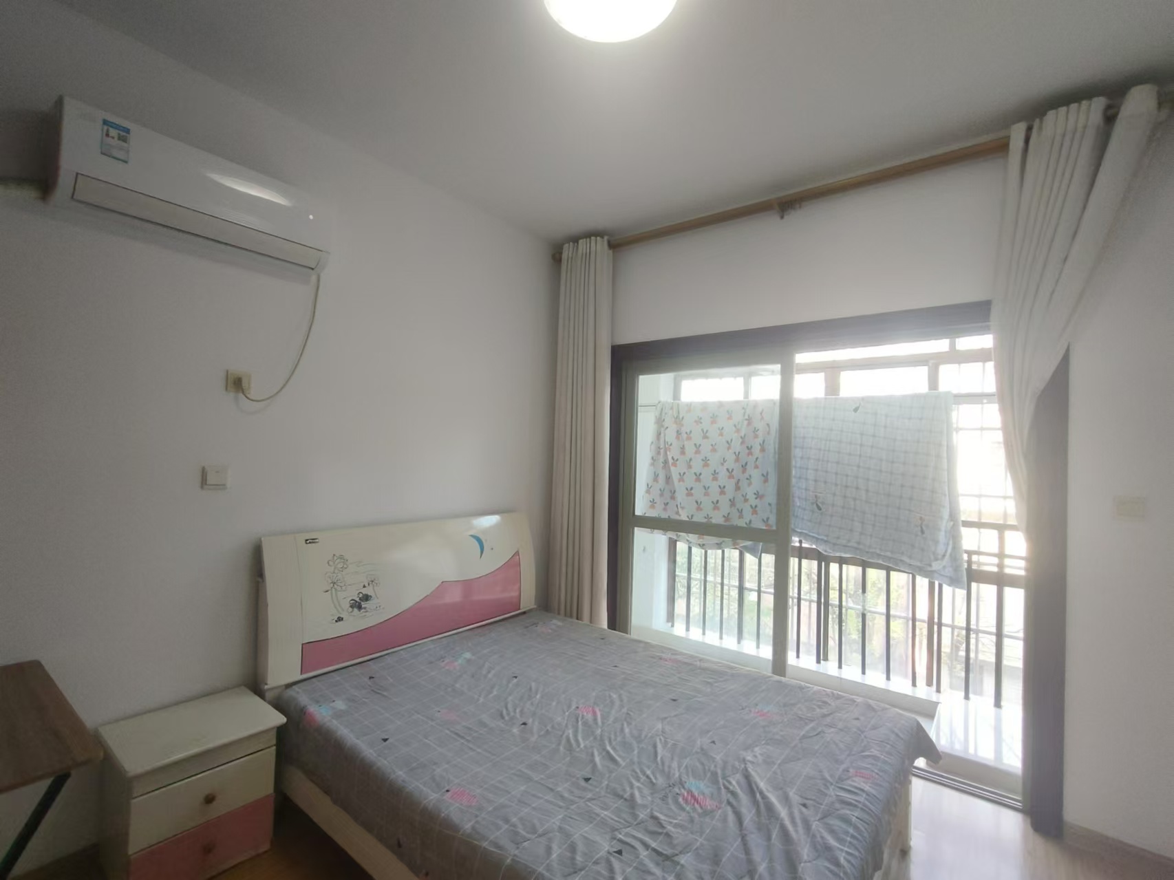 阳光爱琴海 3室2厅1卫 1500.0元/月 阳光爱琴海 3室2厅1卫 1500.0元/月室内图