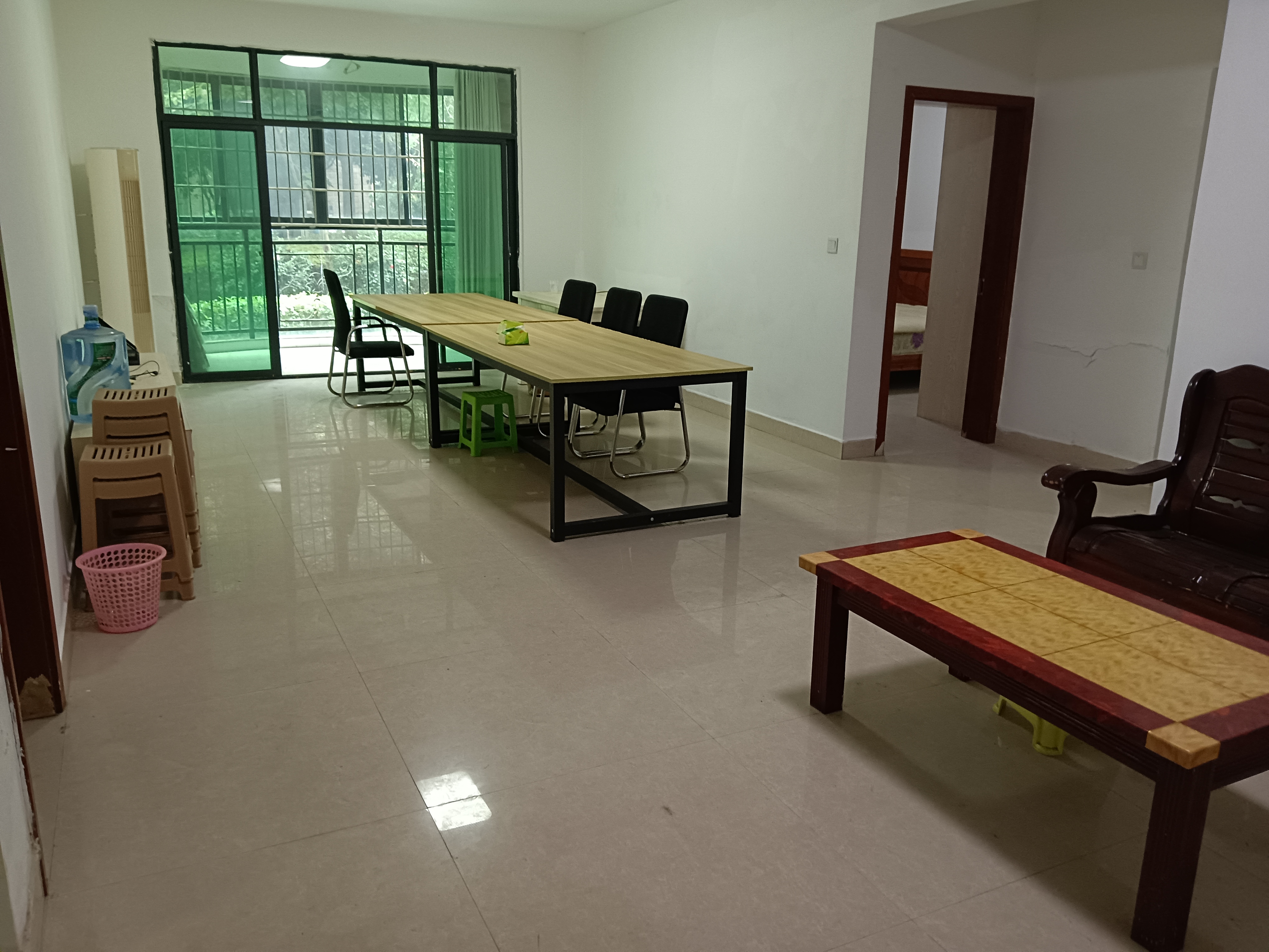 水映豪廷(一,二,三期) 3室1厅2卫 2800.0元/月 水映豪廷(一,二,三期) 3室1厅2卫 2800.0元/月室内图