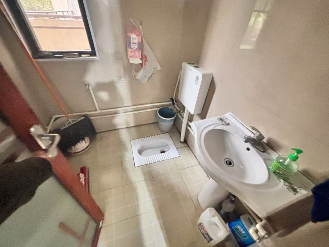 翡翠公园(北大资源) 3室2厅2卫 71.0万 翡翠公园(北大资源) 3室2厅2卫 71.0万室内图