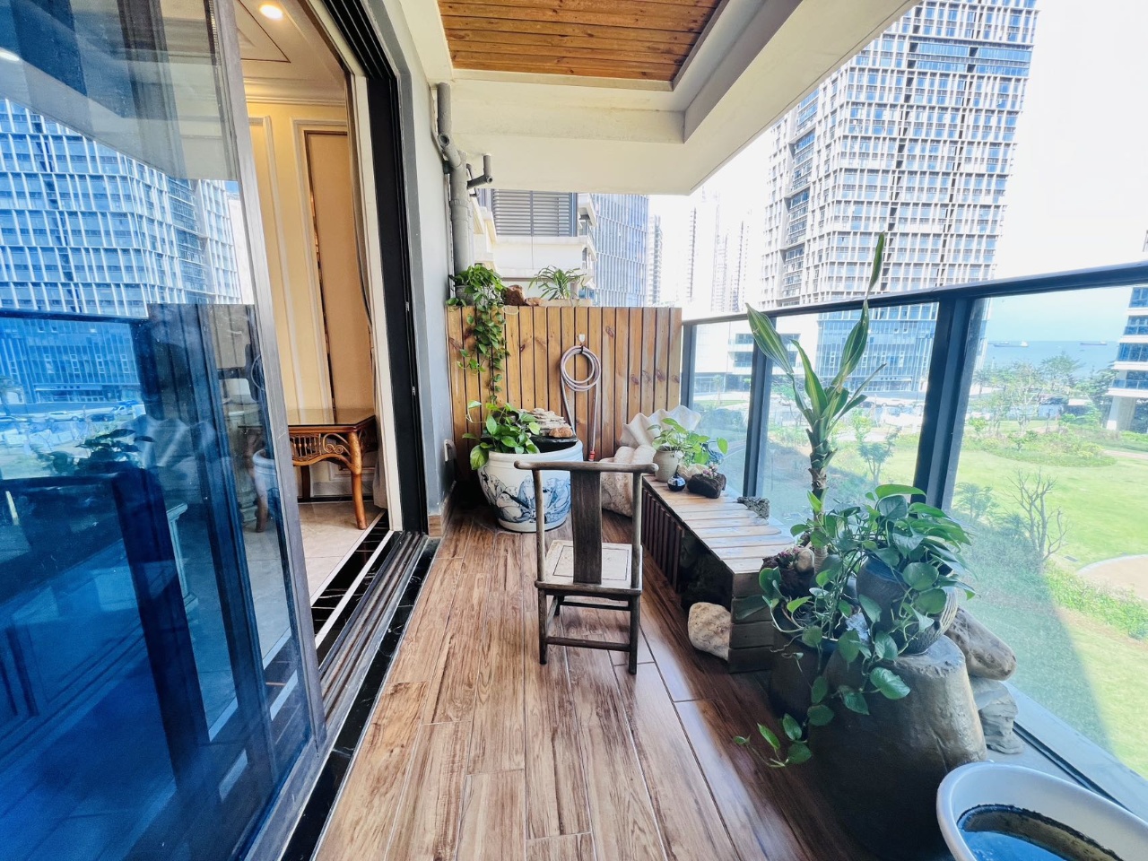 保利中央海岸三期熙园  4室2厅2卫    238.0万 保利中央海岸三期熙园  4室2厅2卫    238.0万室内图