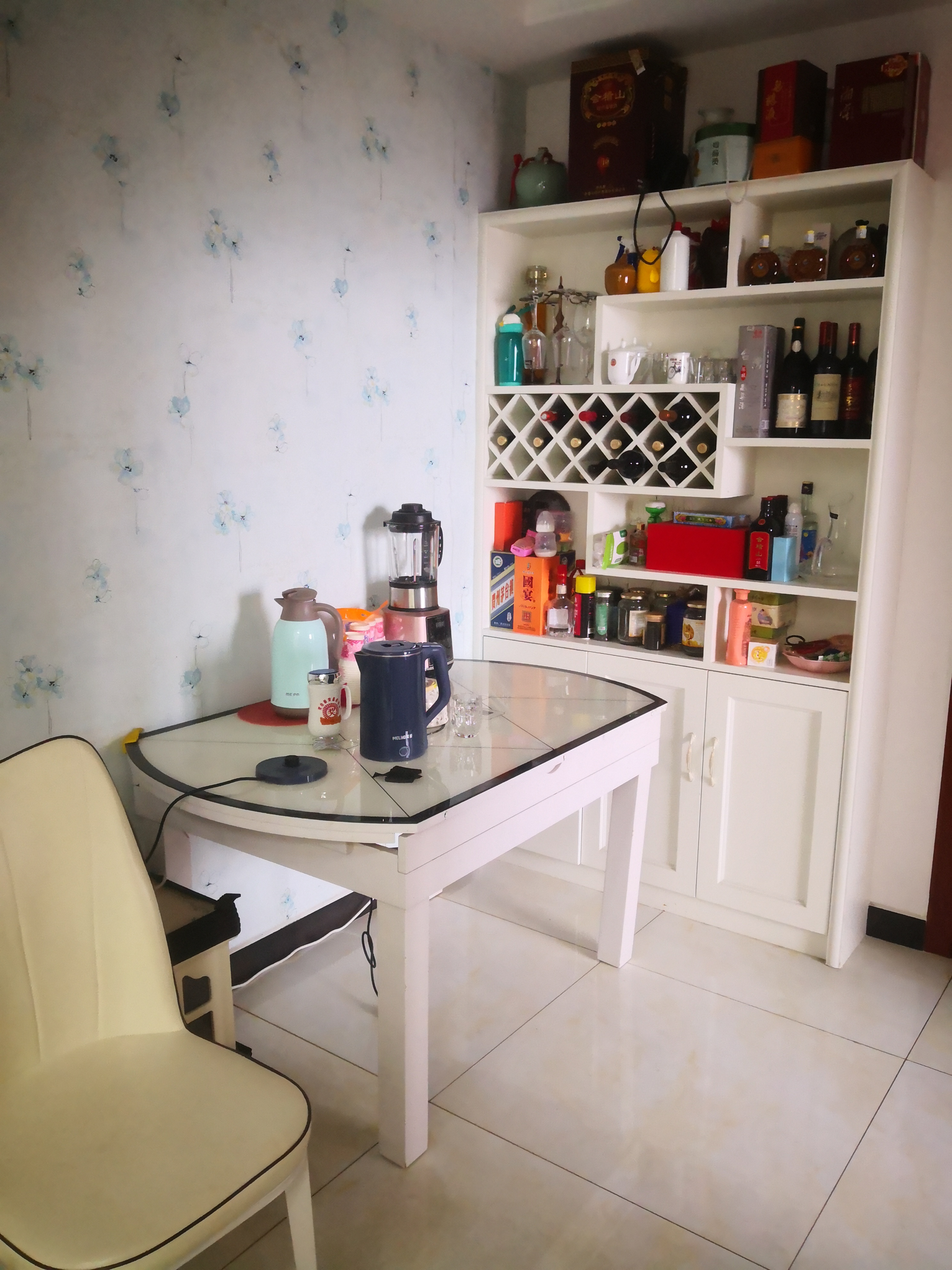 勤诚达新界  3室1厅2卫    2000.0元/月 勤诚达新界  3室1厅2卫    2000.0元/月室内图