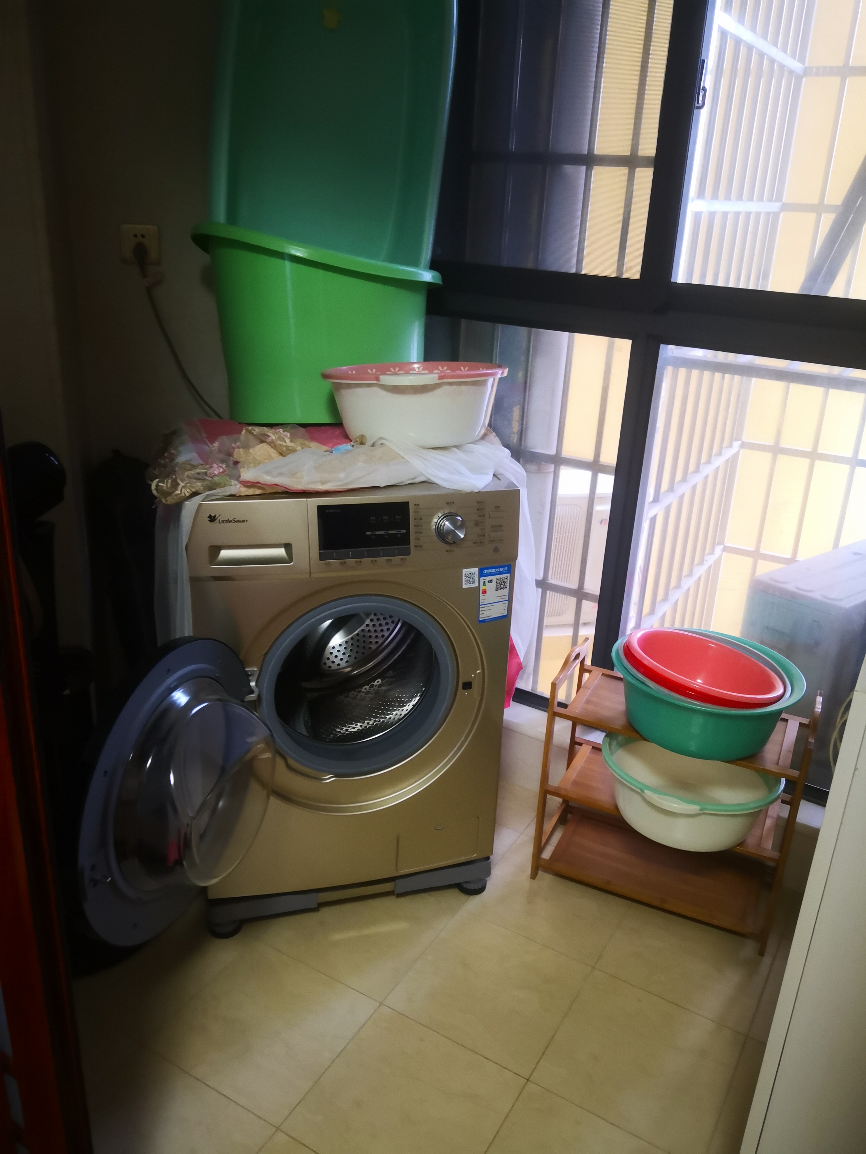 勤诚达新界  3室1厅2卫    2000.0元/月 勤诚达新界  3室1厅2卫    2000.0元/月室内图