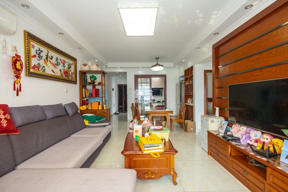 国泰九龙湾  2室2厅1卫    82.8万