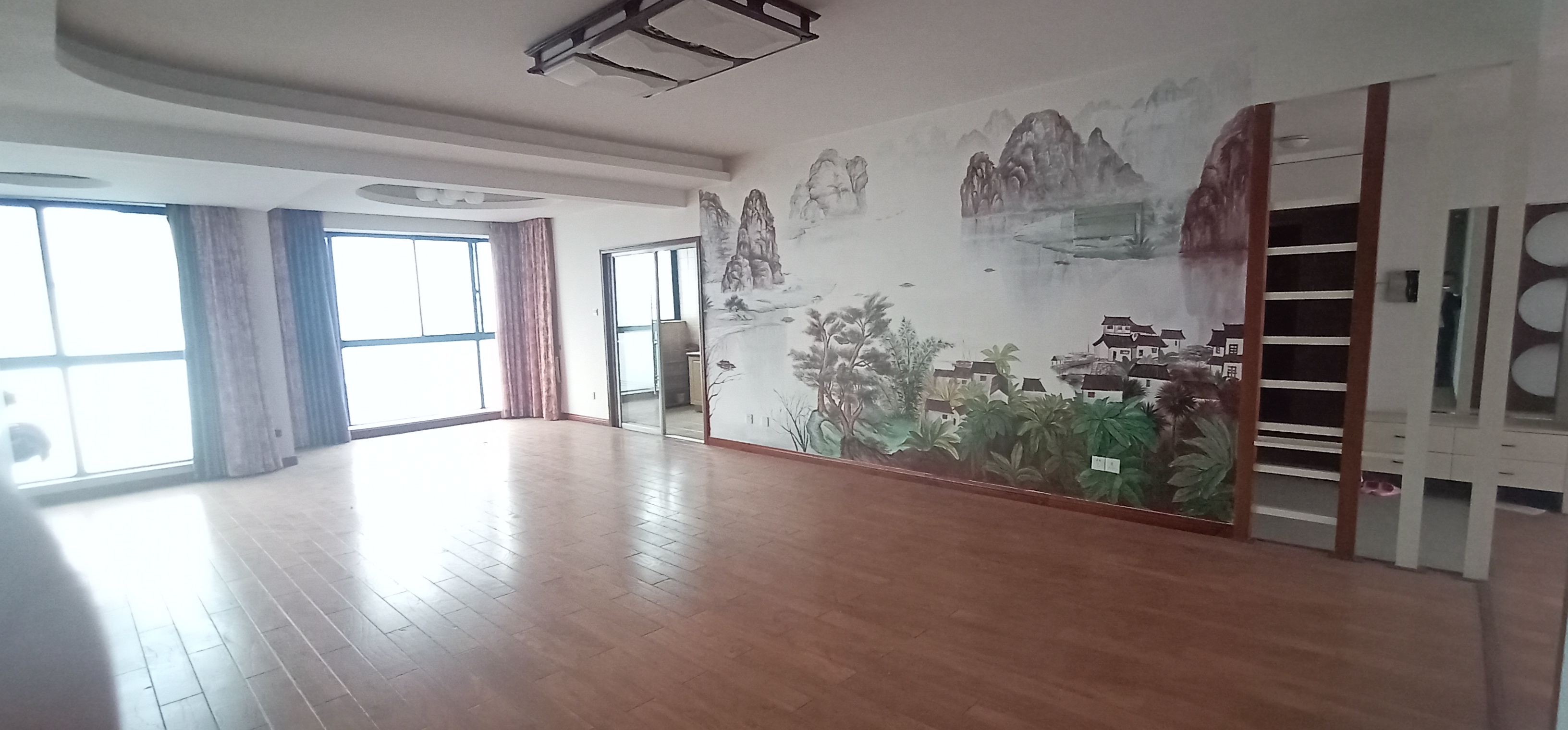 山水国际 4室2厅2卫 92.80万 山水国际 4室2厅2卫 92.80万室内图