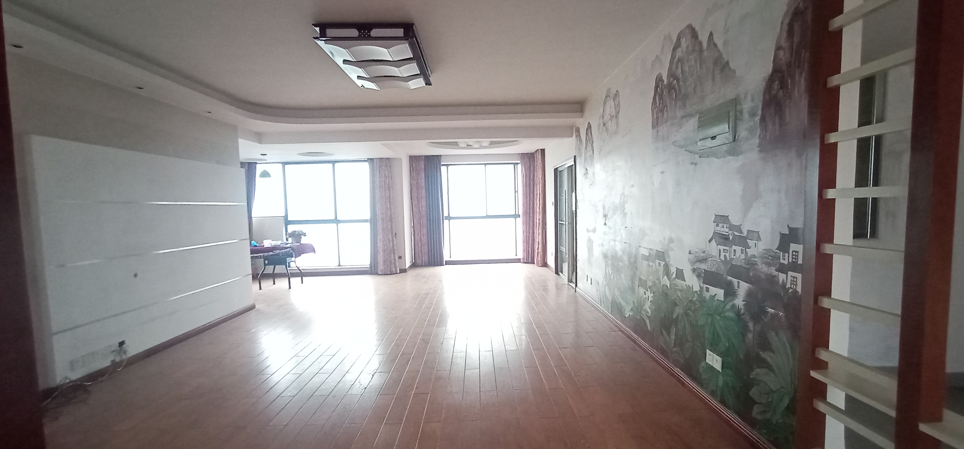 山水国际 4室2厅2卫 92.80万 山水国际 4室2厅2卫 92.80万室内图