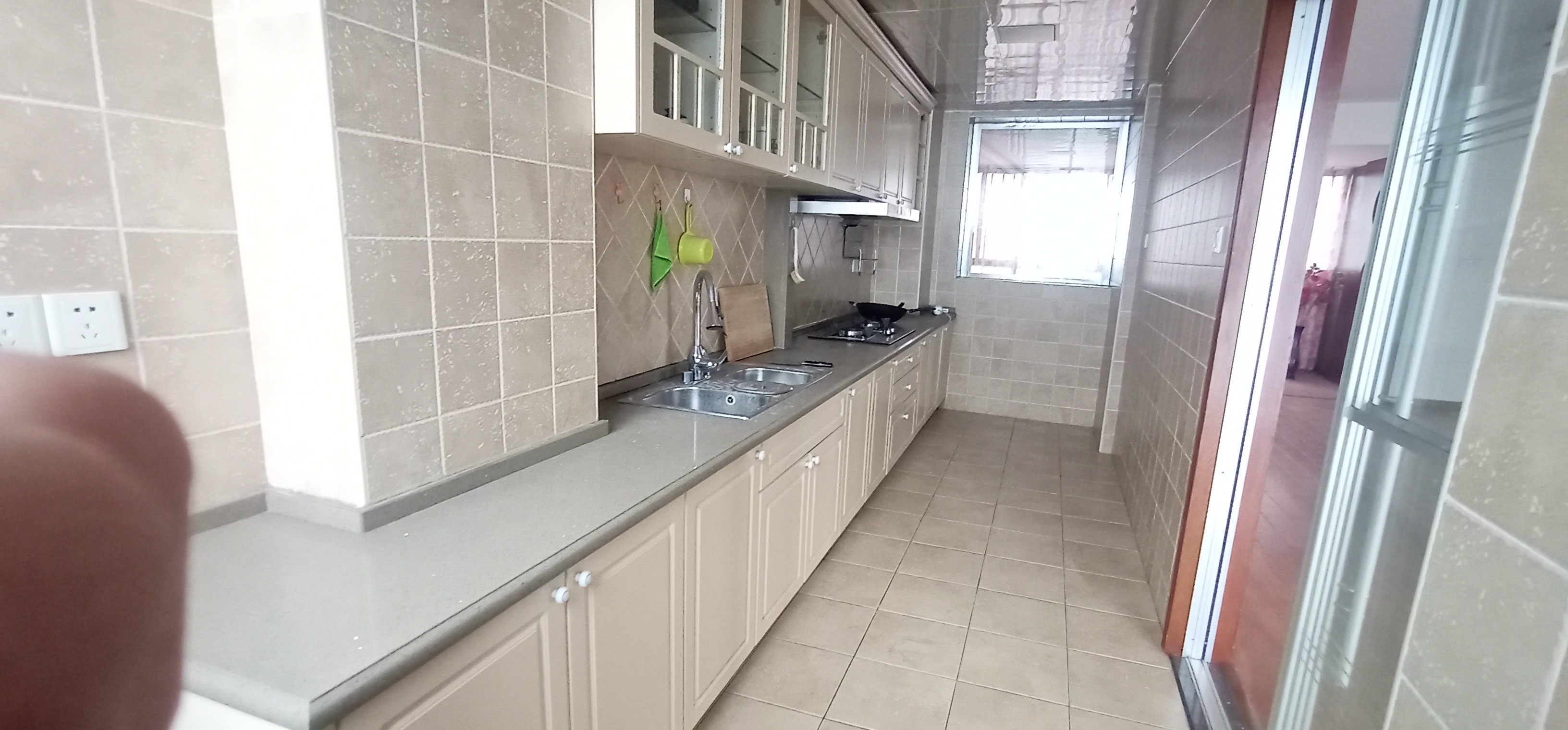 山水国际 4室2厅2卫 92.80万 山水国际 4室2厅2卫 92.80万室内图