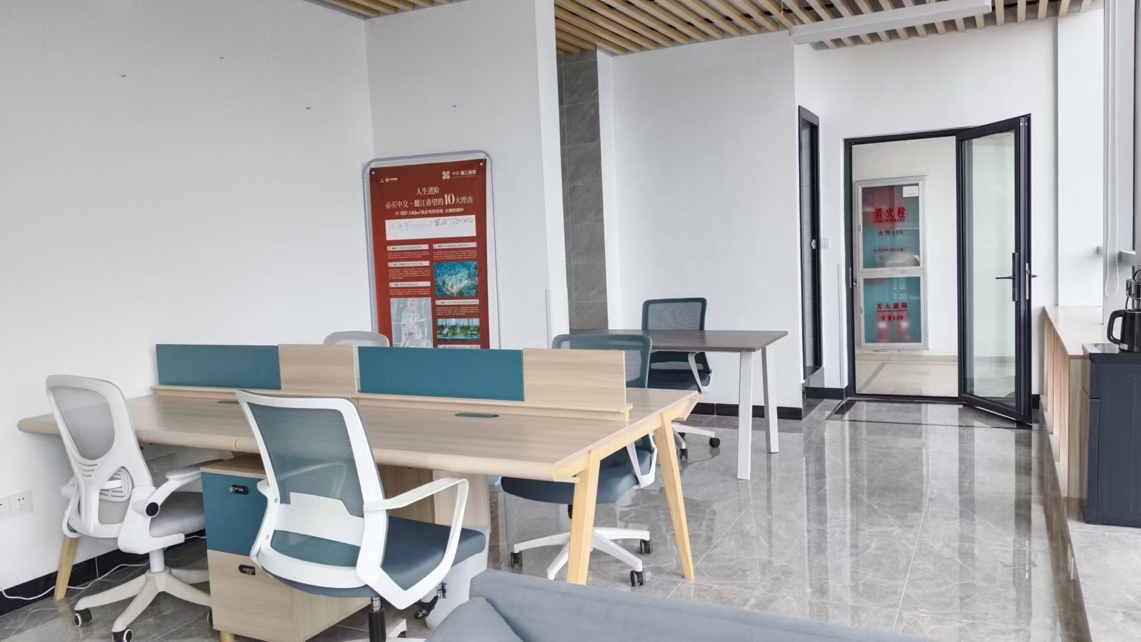 奥克斯滨仕花园(奥克斯洋湖广场/奥克斯中心)  1室1厅1卫    3000.0元/月 奥克斯滨仕花园(奥克斯洋湖广场/奥克斯中心)  1室1厅1卫    3000.0元/月室内图