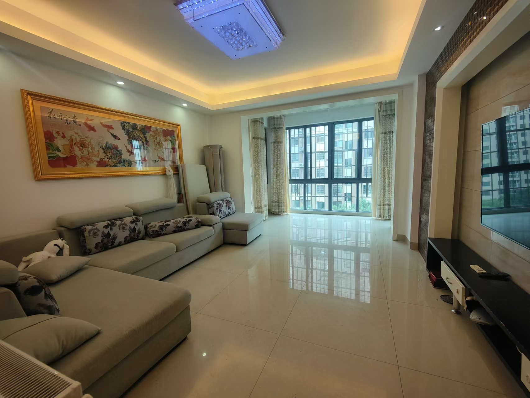 天泉一品  3室2厅2卫    52.0万 天泉一品  3室2厅2卫    52.0万