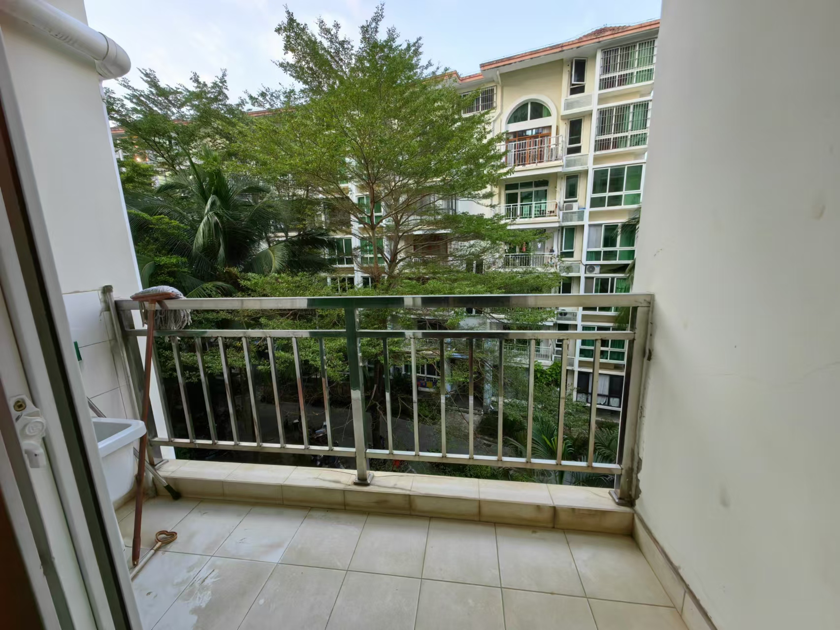 瑞海花园 2室2厅2卫 198.0万 瑞海花园 2室2厅2卫 198.0万室内图