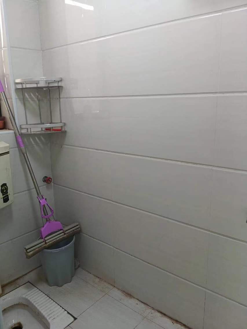 大庆新村 2室1厅1卫 700.0元/月 大庆新村 2室1厅1卫 700.0元/月室内图