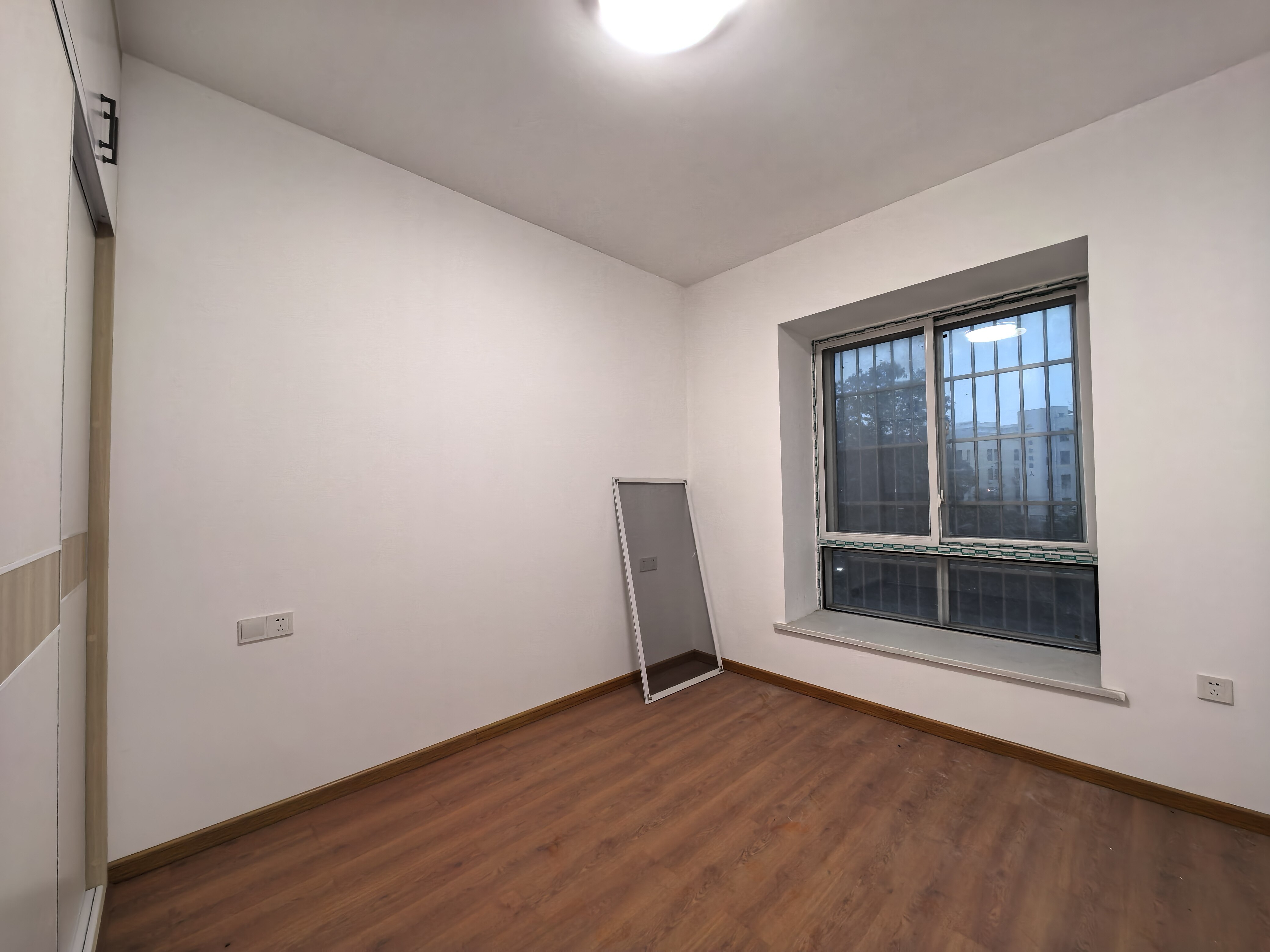 万鑫嘉园(万鑫阳光嘉园) 4室2厅2卫 3000.0元/月 万鑫嘉园(万鑫阳光嘉园) 4室2厅2卫 3000.0元/月室内图