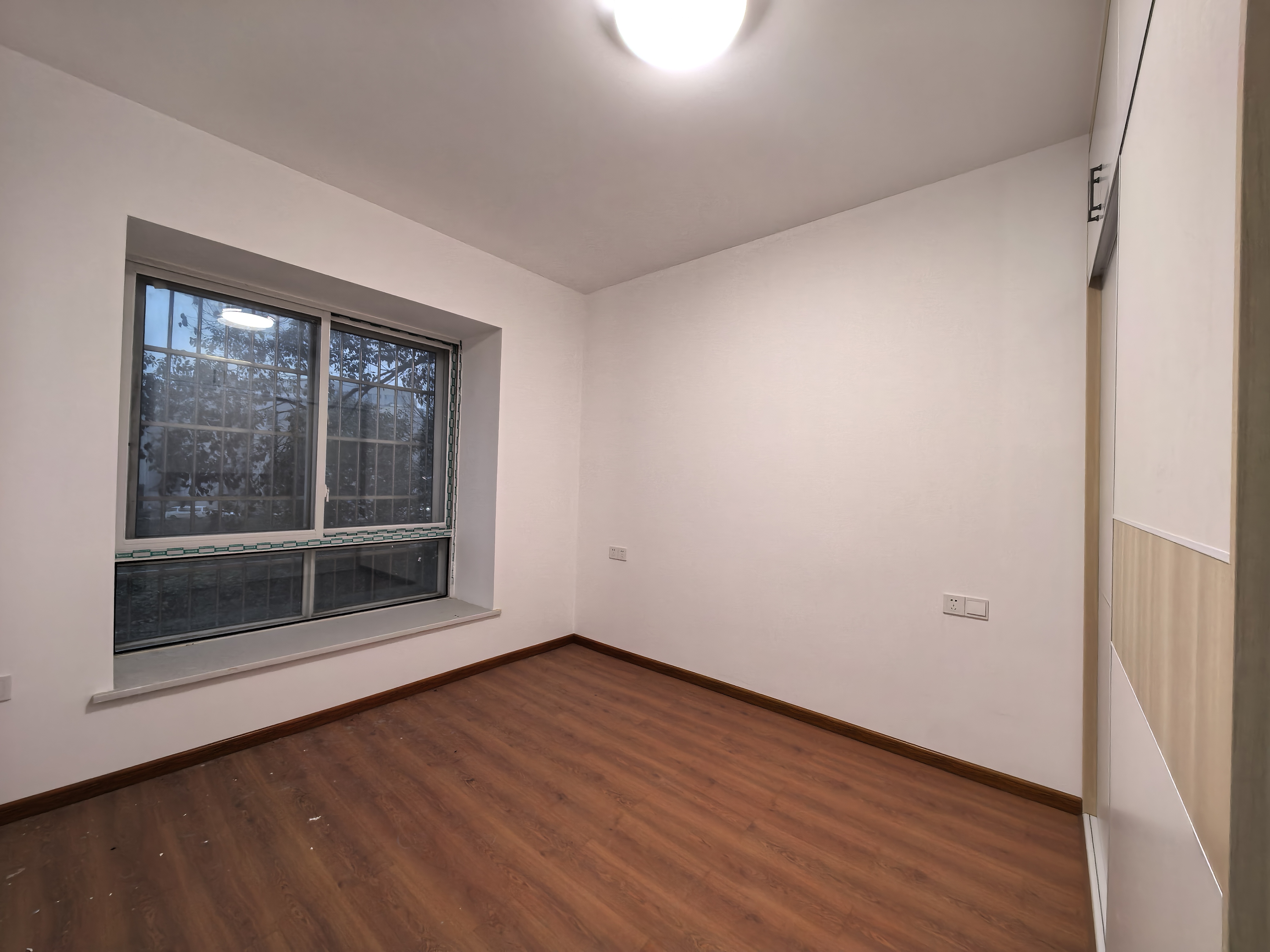 万鑫嘉园(万鑫阳光嘉园) 4室2厅2卫 3000.0元/月 万鑫嘉园(万鑫阳光嘉园) 4室2厅2卫 3000.0元/月室内图