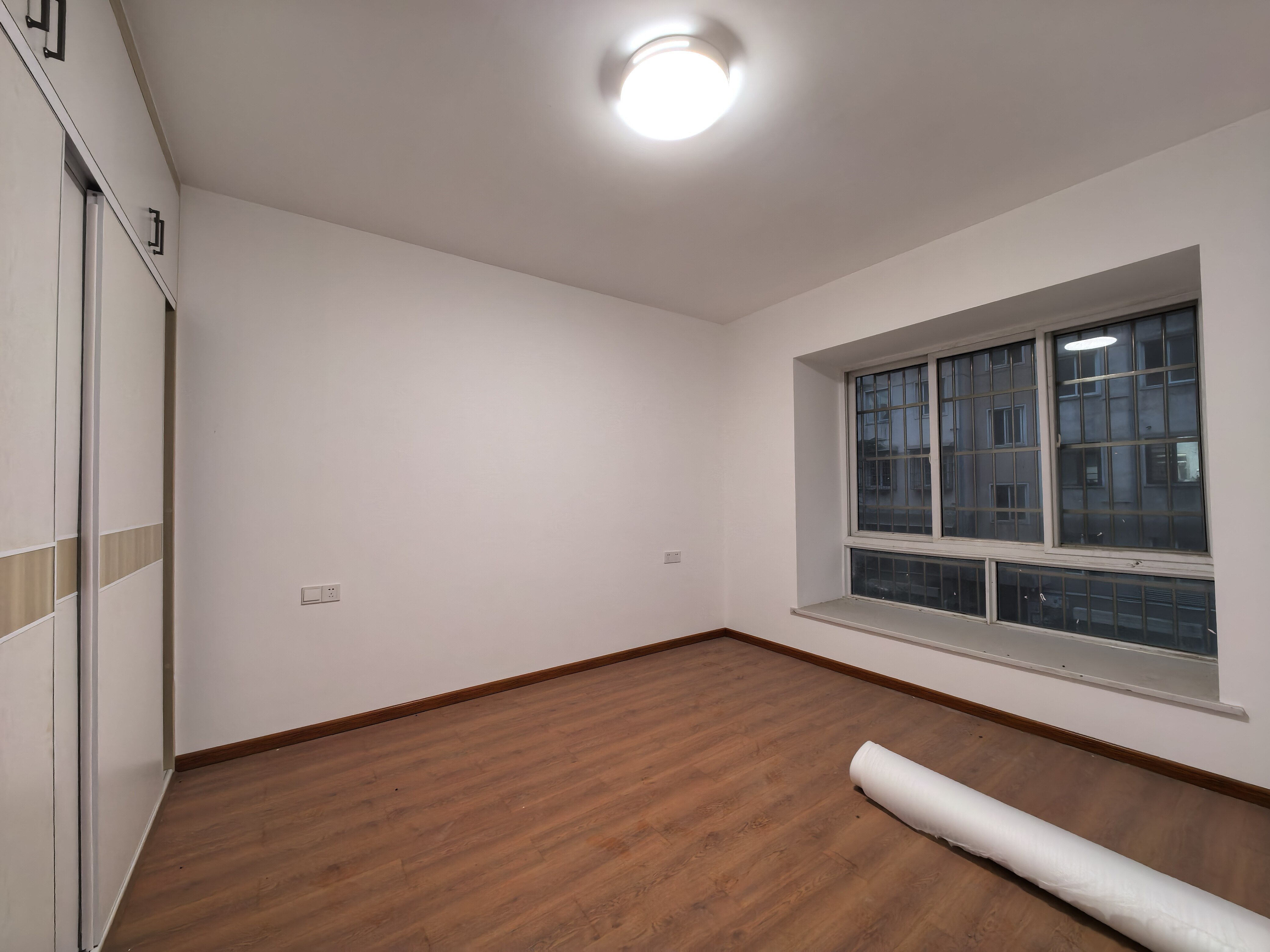 万鑫嘉园(万鑫阳光嘉园) 4室2厅2卫 3000.0元/月 万鑫嘉园(万鑫阳光嘉园) 4室2厅2卫 3000.0元/月室内图