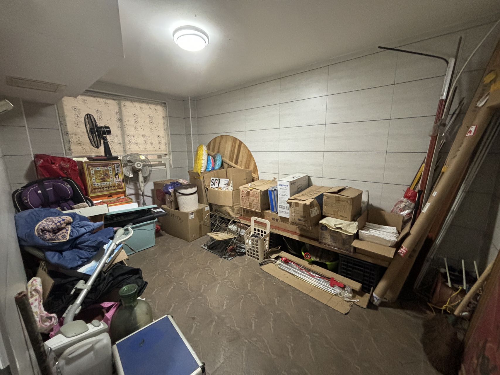 精锐华府别墅区(精锐国际新城)  6室2厅4卫    198.0万 精锐华府别墅区(精锐国际新城)  6室2厅4卫    198.0万室内图