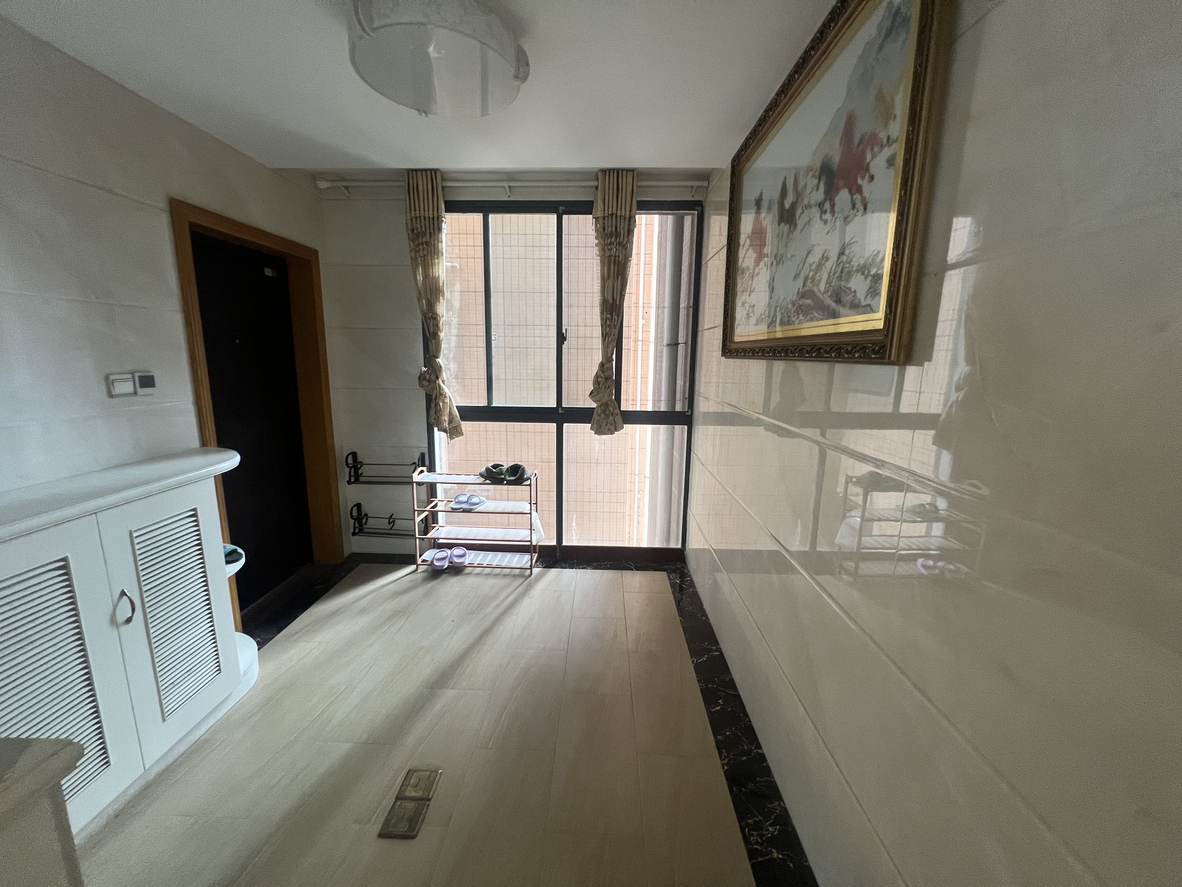 新景未来城 3室2厅2卫 1600.0元/月 新景未来城 3室2厅2卫 1600.0元/月室内图