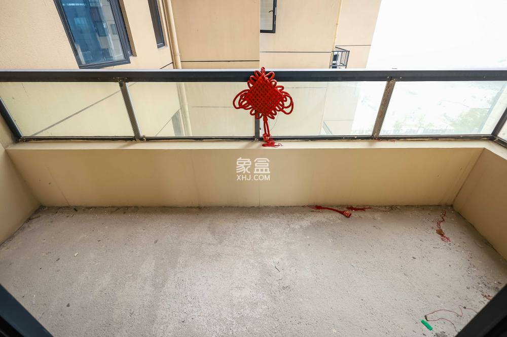 長(zhǎng)房云公館  4室2廳2衛(wèi)   118.00萬(wàn)