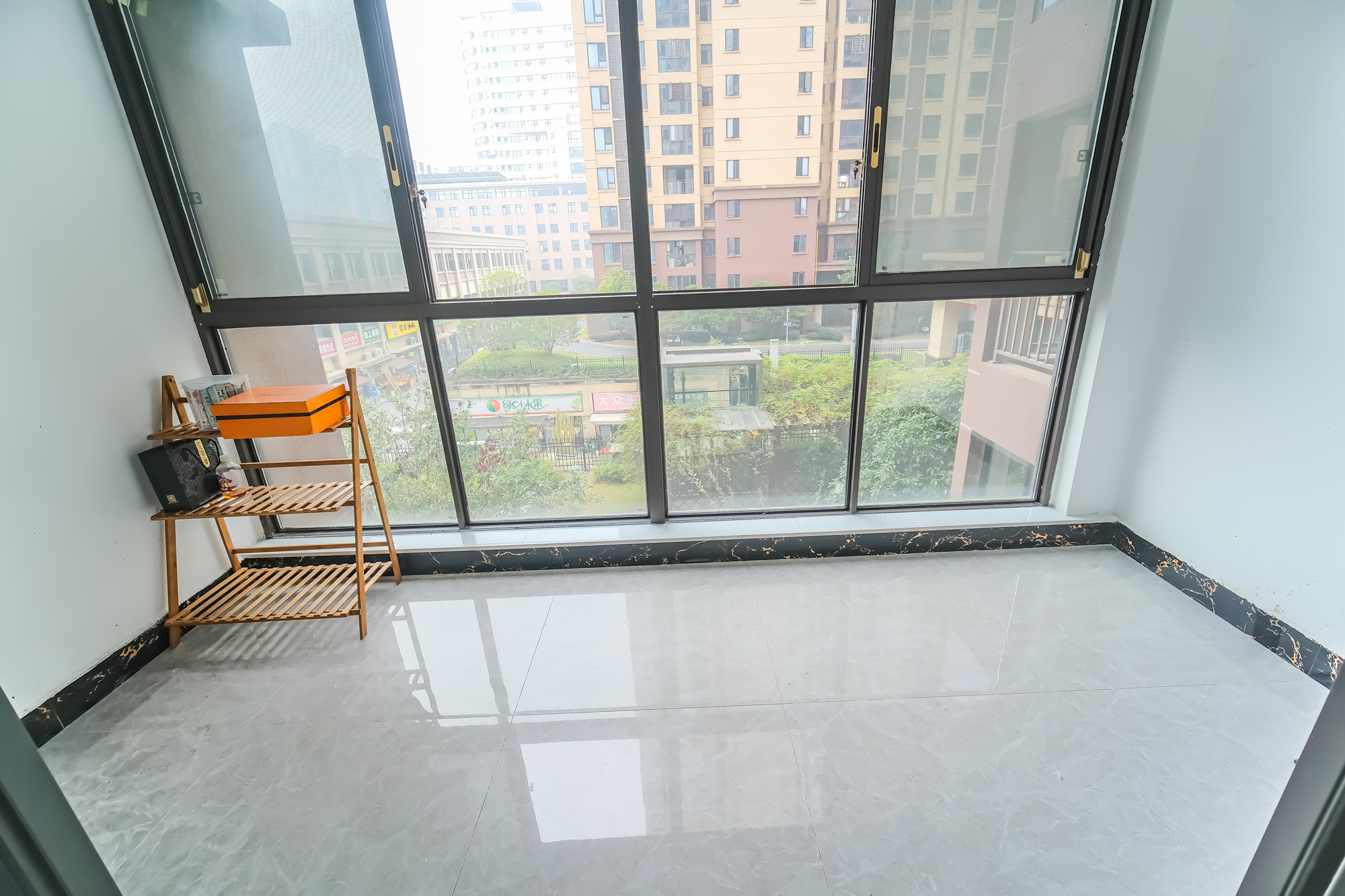 星雅美辰 3室2厅2卫 88.0万 星雅美辰 3室2厅2卫 88.0万阳台