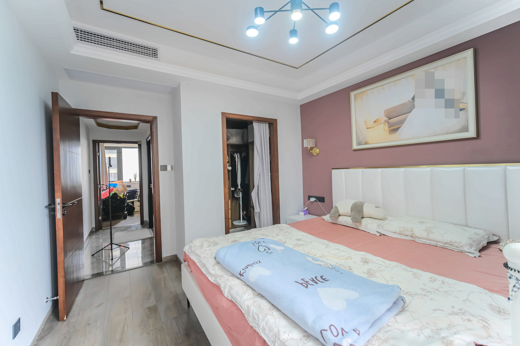 保利香槟国际 4室2厅2卫 115.0万 保利香槟国际 4室2厅2卫 115.0万卧室