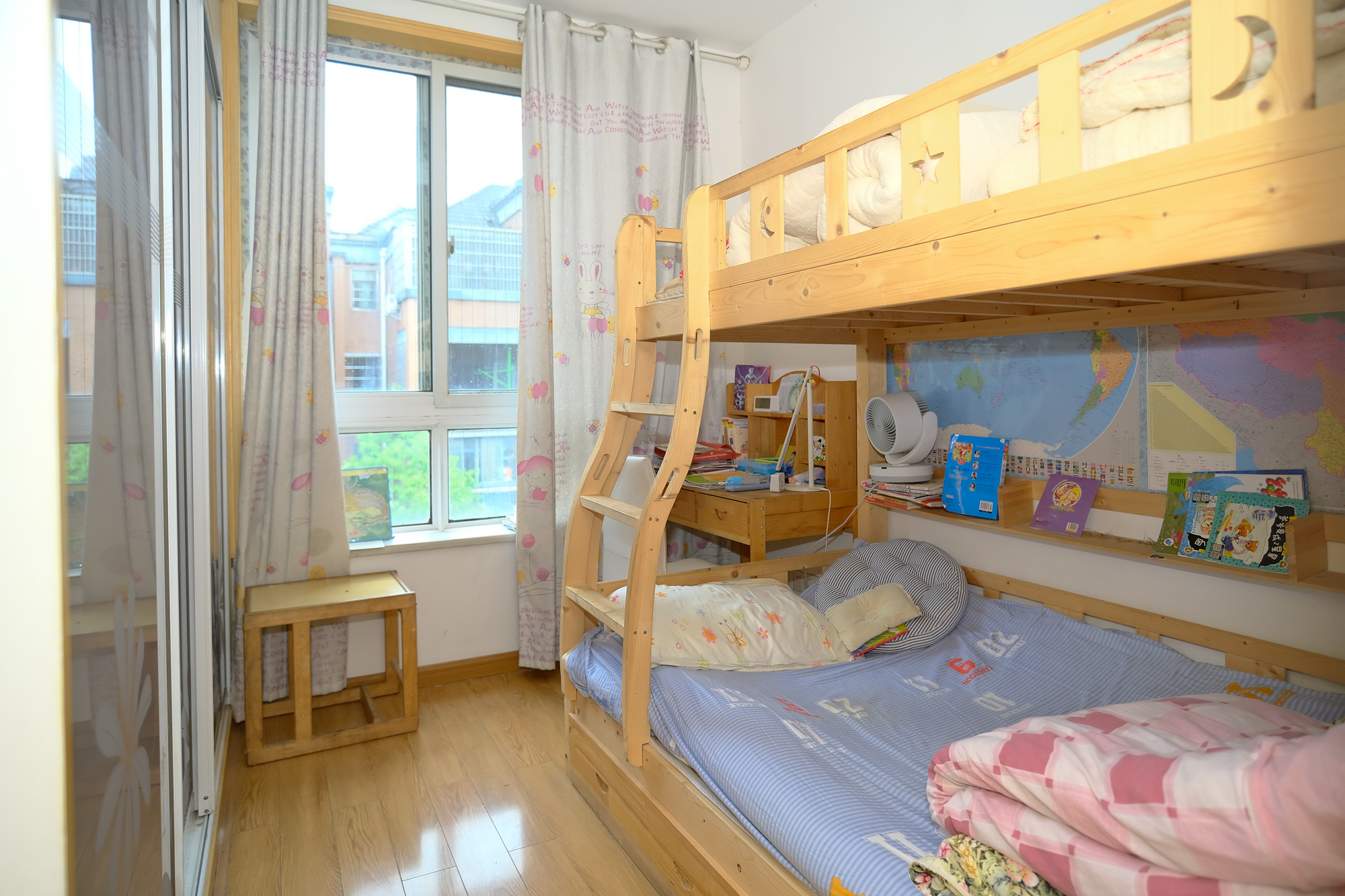 山水湾 2室1厅1卫 40.8万 山水湾 2室1厅1卫 40.8万卧室