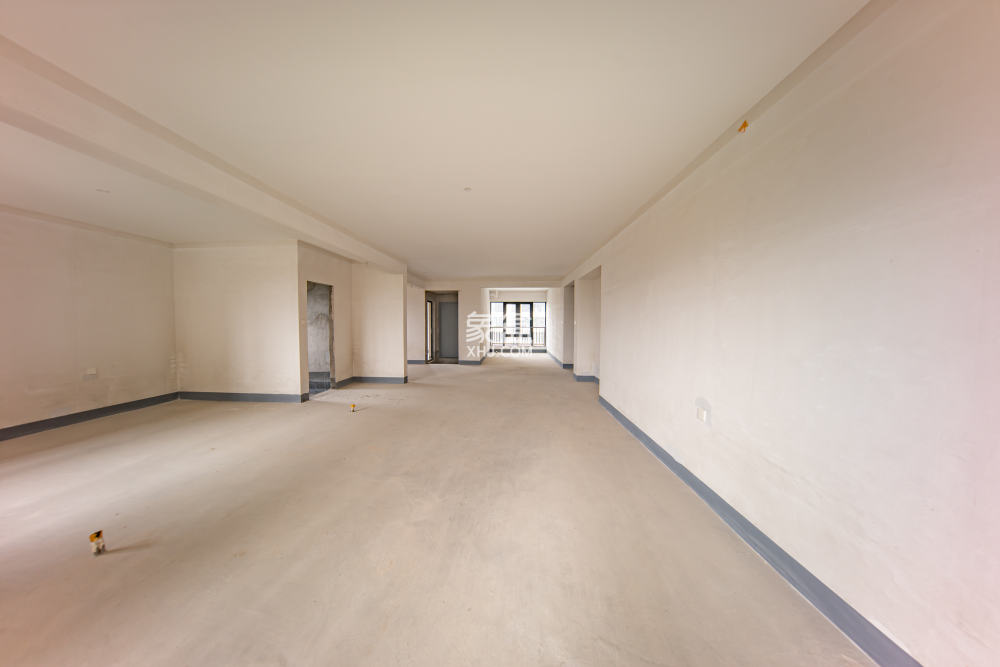 建投象山国际  4室2厅2卫   141.80万
