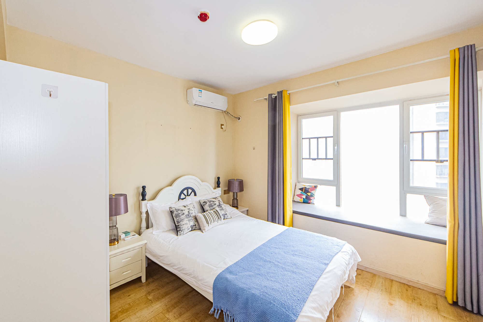 北辰三角洲C2区 4室2厅2卫 178.0万 北辰三角洲C2区 4室2厅2卫 178.0万卧室