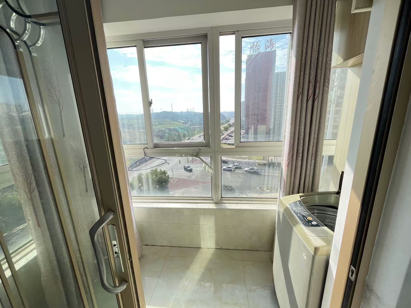 五矿紫湖香醍 1室1厅1卫 1200.0元/月 五矿紫湖香醍 1室1厅1卫 1200.0元/月室内图